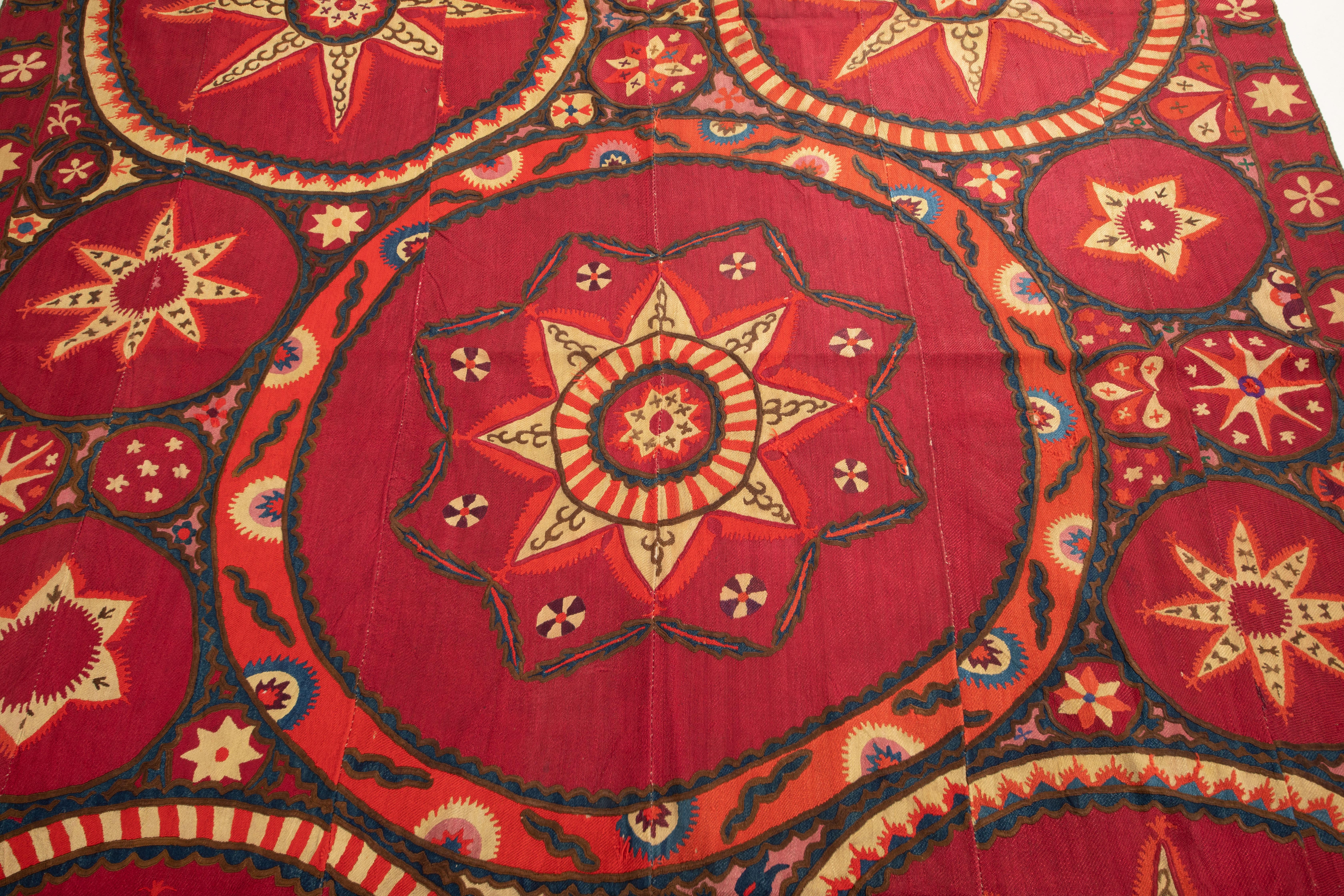 Fully Embroidered Antique Suzani from Pishkent, Uzbekistan, Late 19th C. For Sale 2