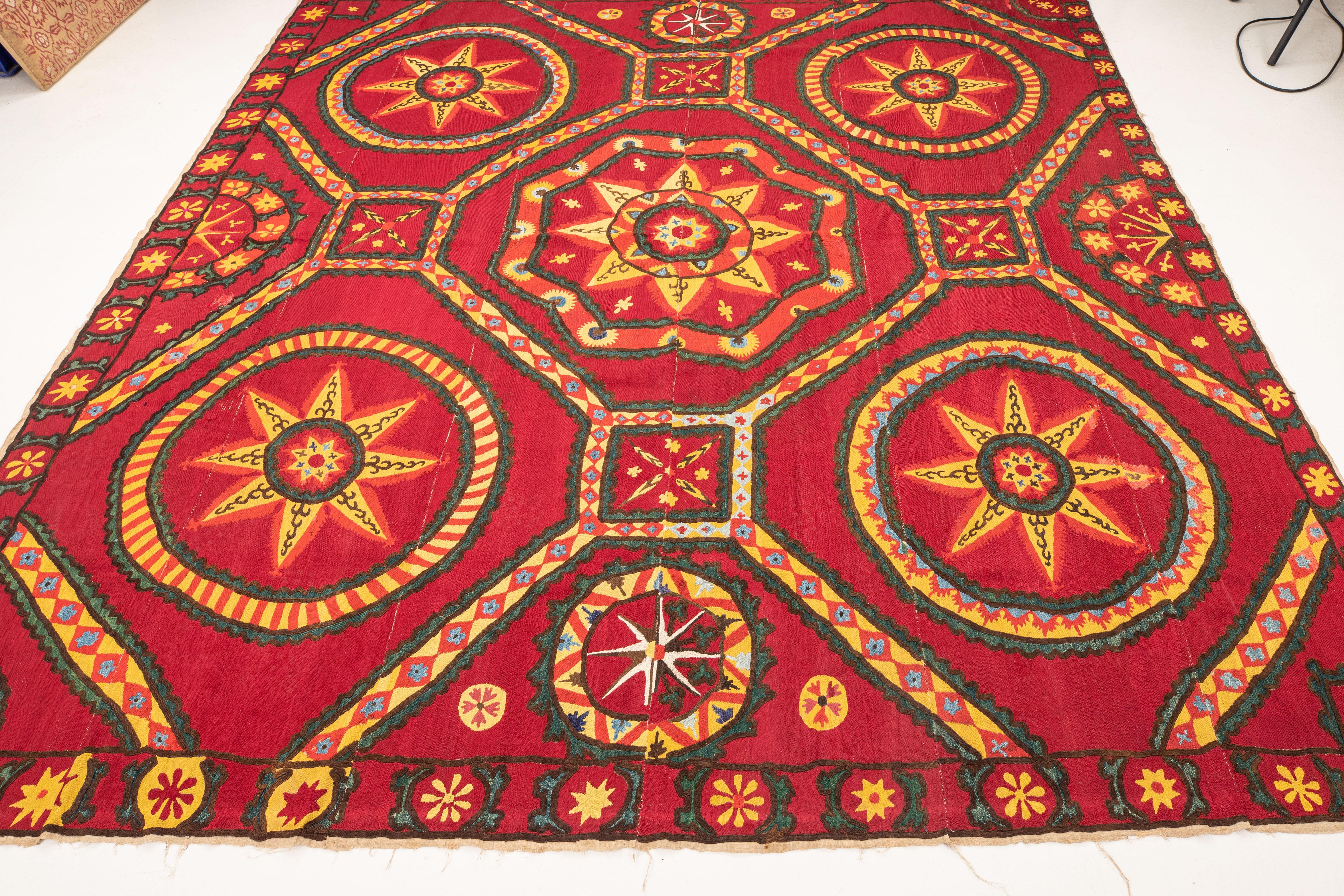Fully Embroidered Antique Suzani from Pishkent, Uzbekistan, Late 19th Century For Sale 3