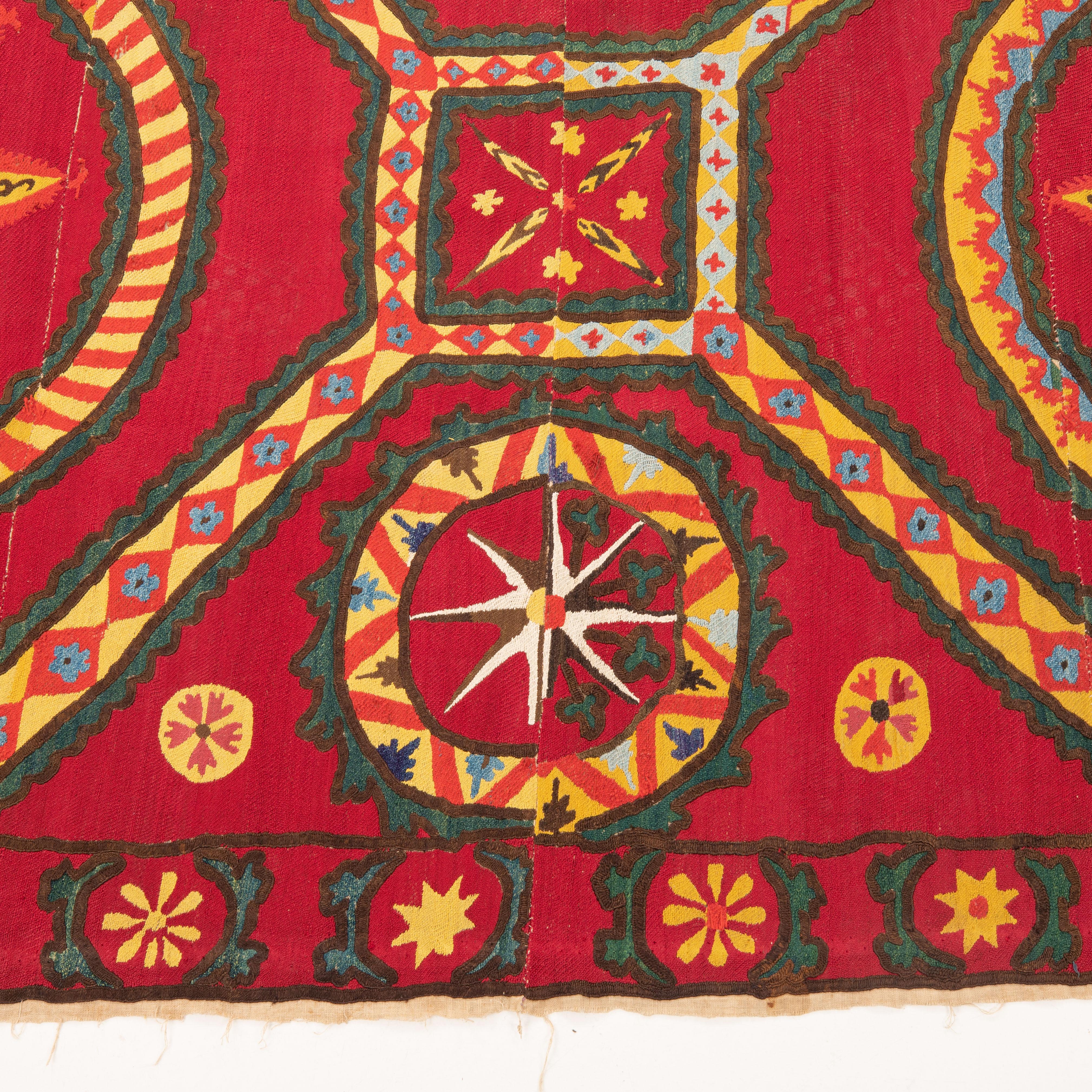 Fully Embroidered Antique Suzani from Pishkent, Uzbekistan, Late 19th Century For Sale 4