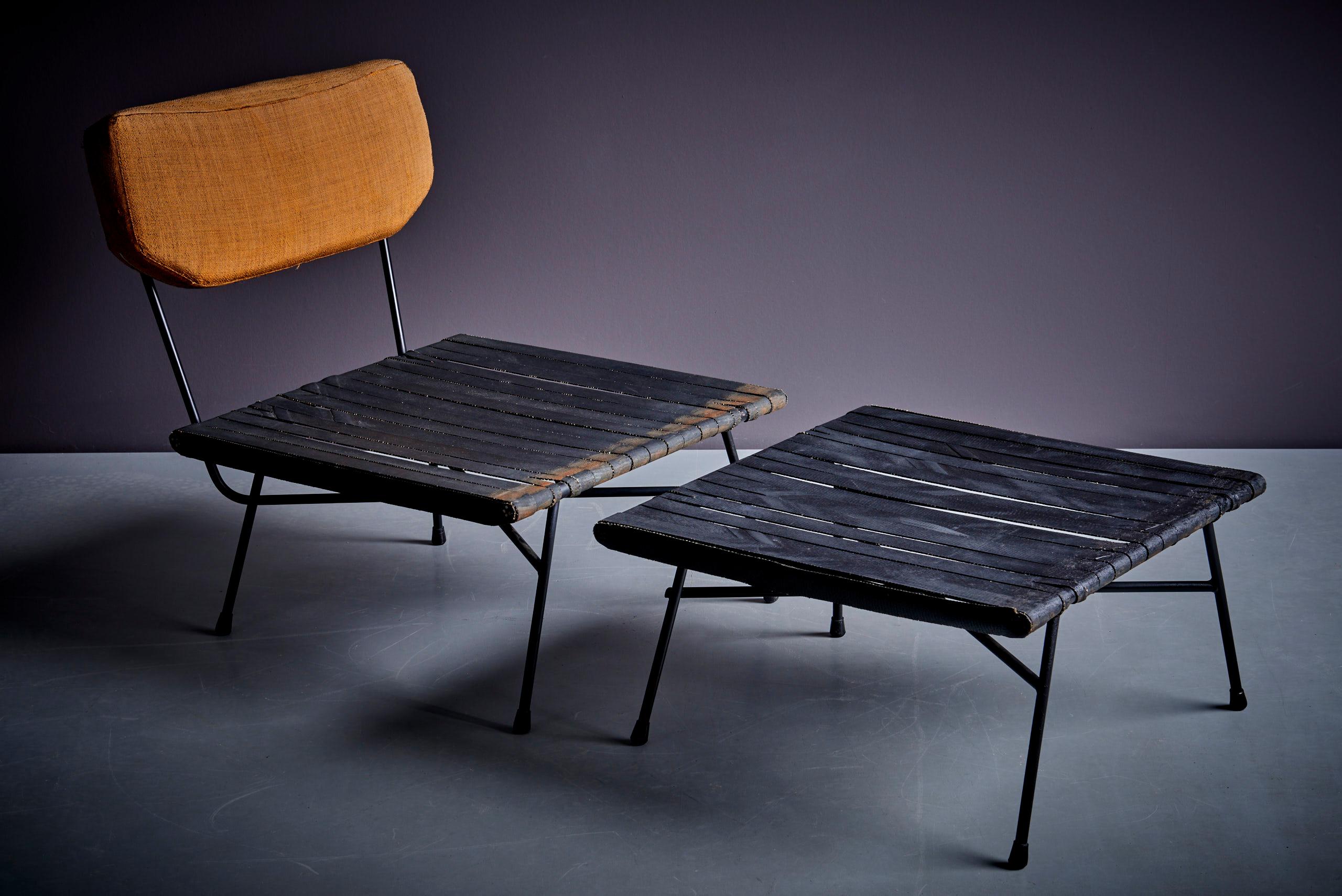 Silla Elettra con otomana, totalmente original, de Studio BBPR para Arflex Italiano en venta