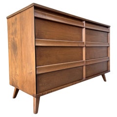 Fully Refinished Mid-Century Modern Dresser By Birchcraft Baumitter. C 1960s