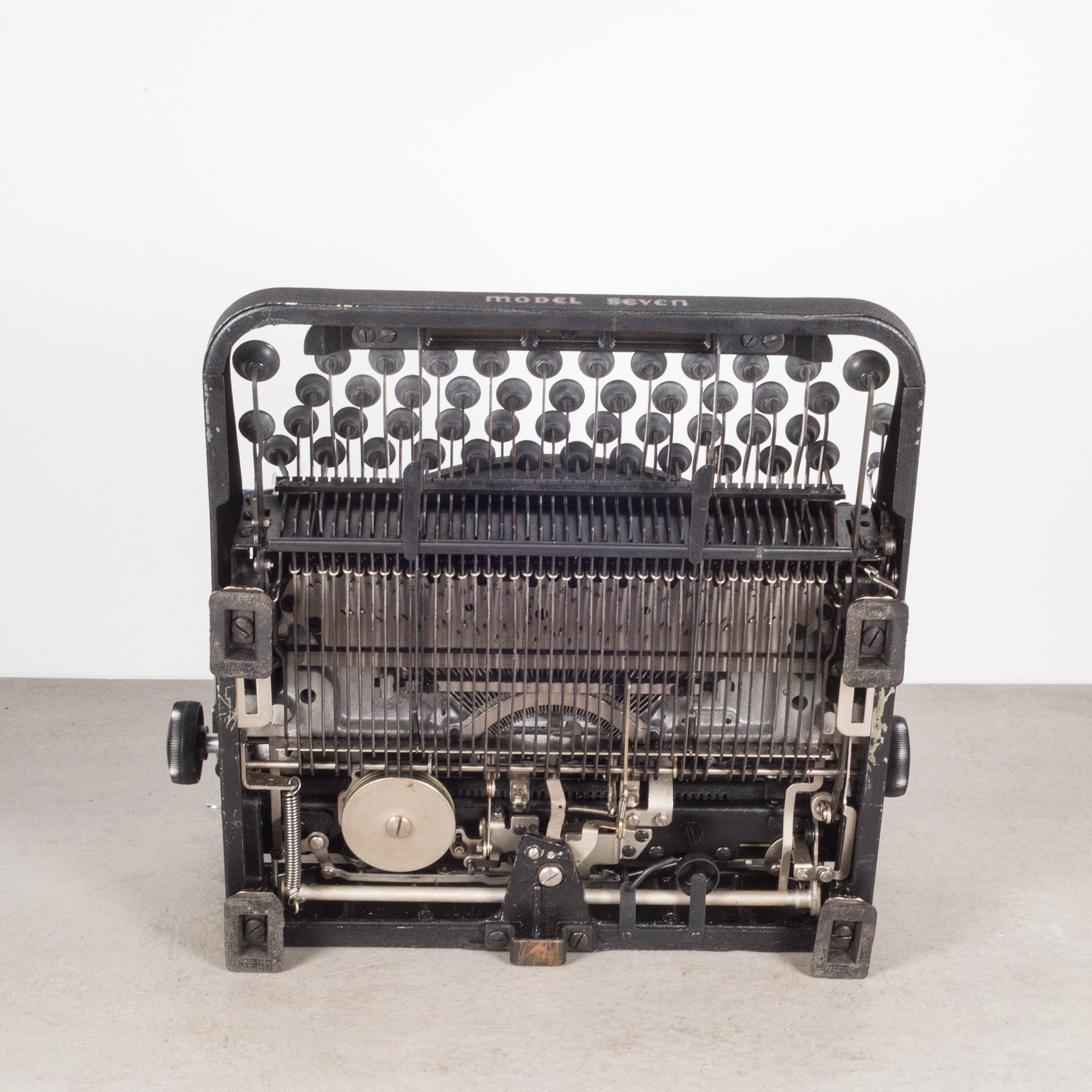 Fully Refurbished Remington Portable Noiseless Model Seven Typewriter, c.1931 In Good Condition In San Francisco, CA