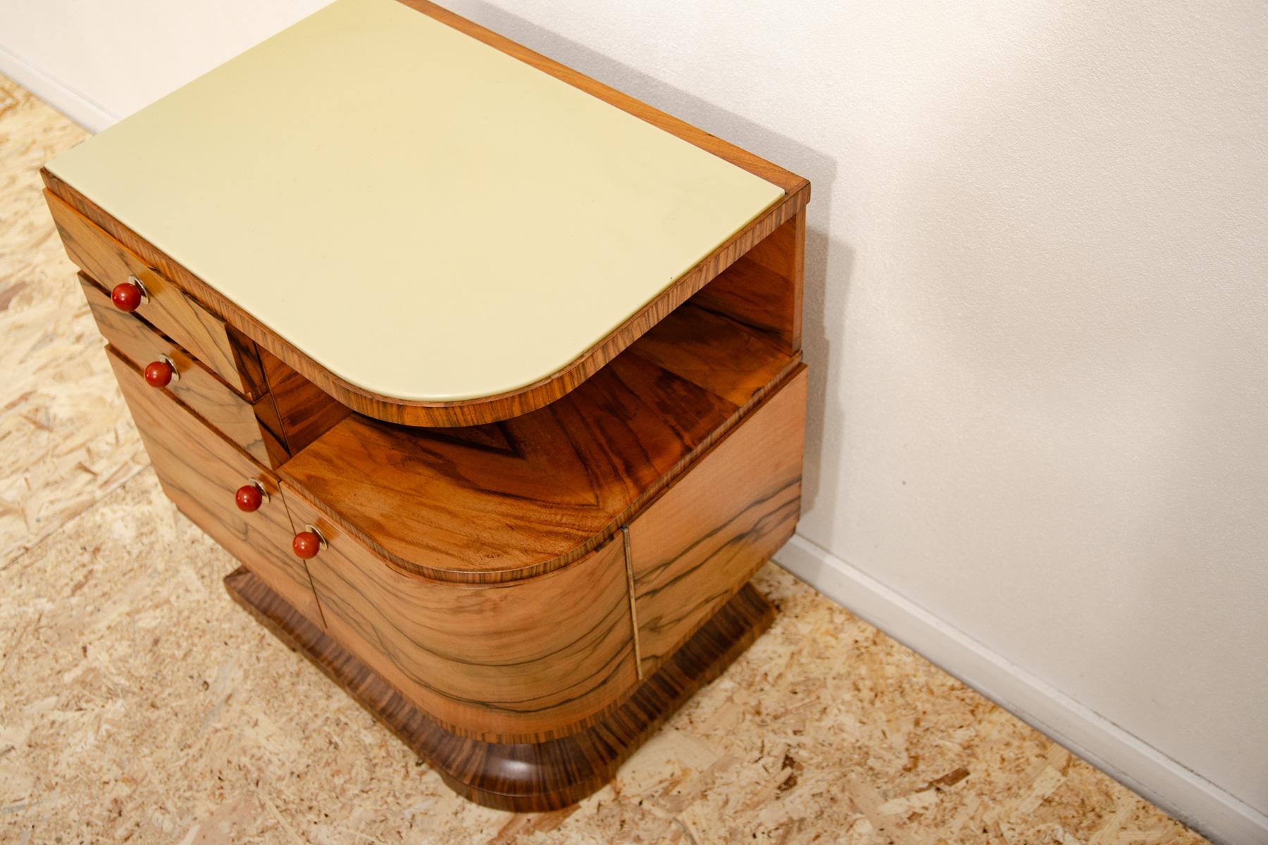Fully renovated ART DECO bedside table, bar, Czechoslovakia 1930´s For Sale 9