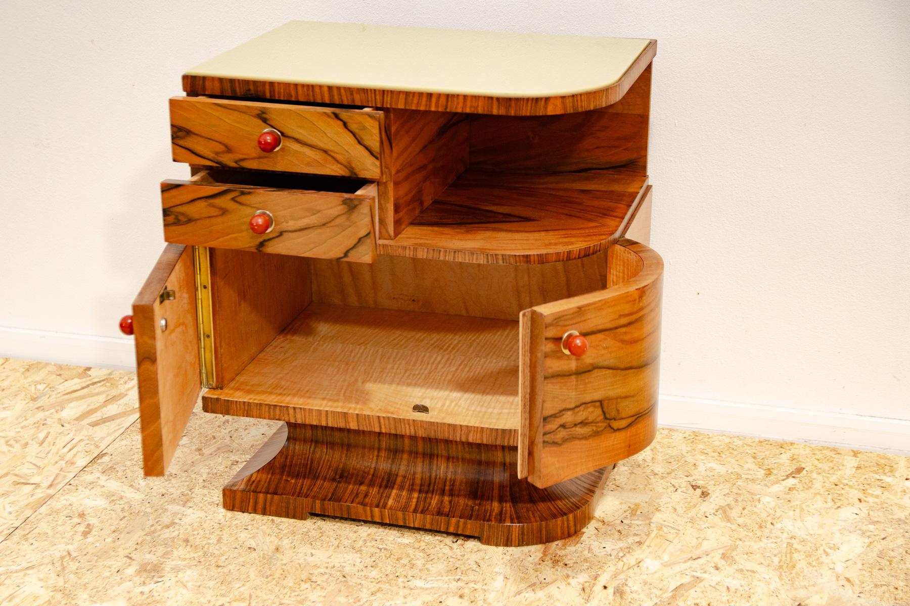 Fully renovated ART DECO bedside table, bar, Czechoslovakia 1930´s For Sale 3