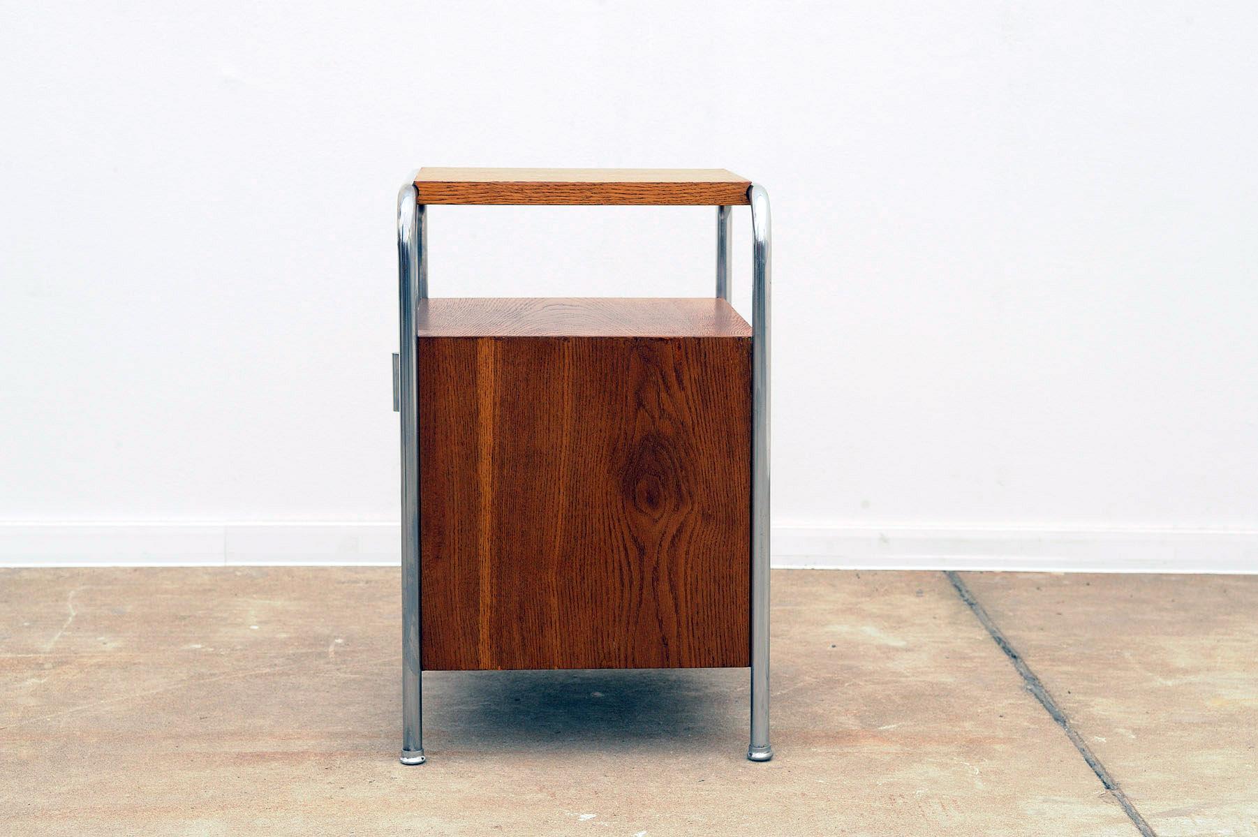 20th Century Fully renovated Bauhaus chrome bedside table by Robert Slezak, 1930´s