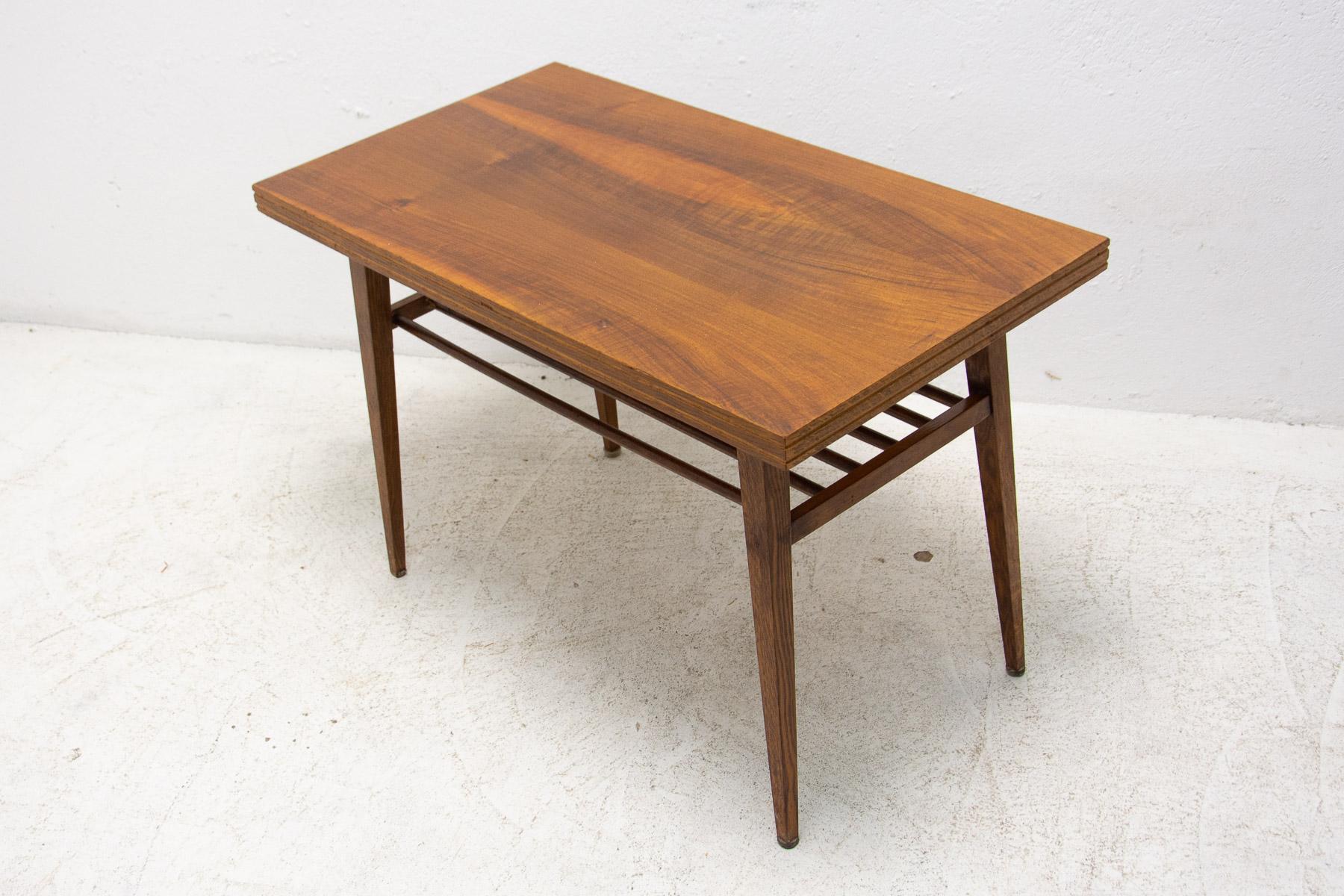 Mid-Century Modern Fully Renovated Coffee Table, Czechoslovakia, 1960s For Sale