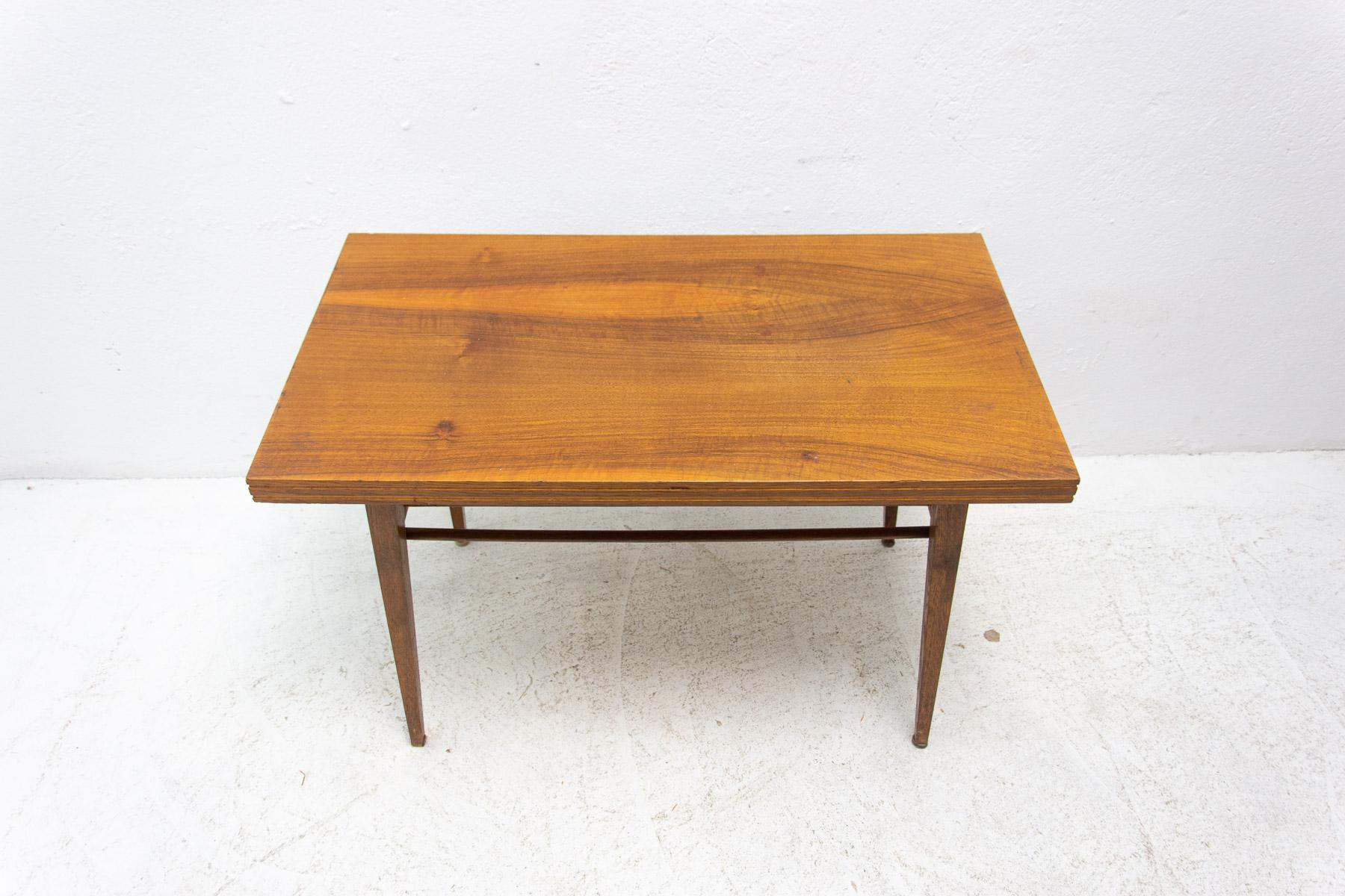Fully Renovated Coffee Table, Czechoslovakia, 1960s For Sale 1