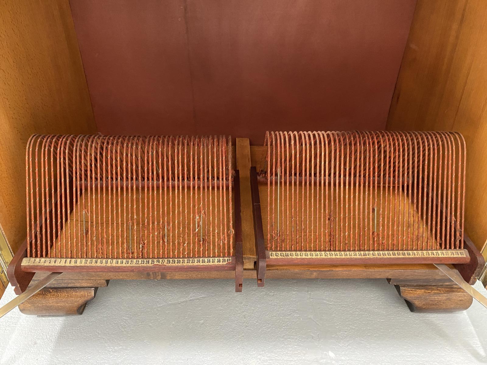 Mobile di metà secolo completamente ristrutturato con giradischi incorporato, Germania, 1950 in vendita 2
