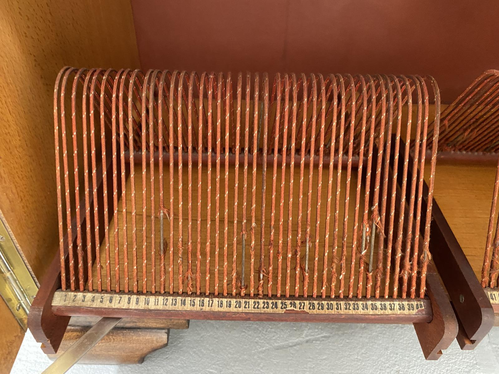 Mobile di metà secolo completamente ristrutturato con giradischi incorporato, Germania, 1950 in vendita 3