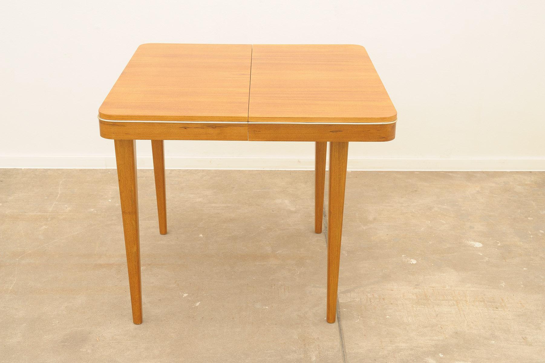 Mid-Century Modern Fully renovated midcentury dining table by Jitona 1960´s, Czechoslovakia For Sale