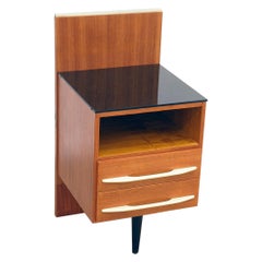 Comodino di metà secolo completamente ristrutturato di Mojmír Požár, 1960´s, Cecoslovacchia
