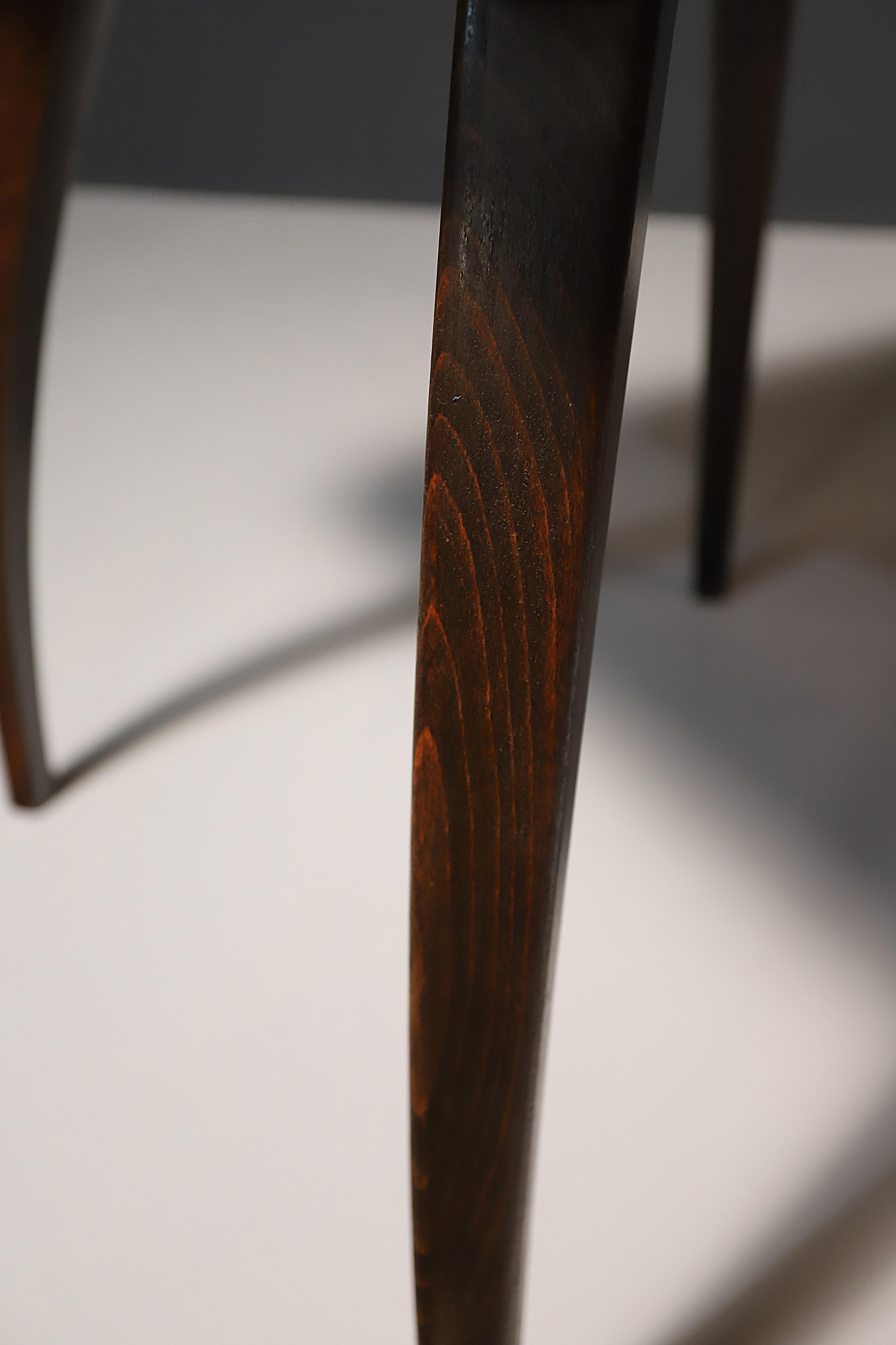 Table Spider H 259 entièrement rénovée par Jindřich Halabala, années 1930 Excellent état - En vente à Prague 8, CZ