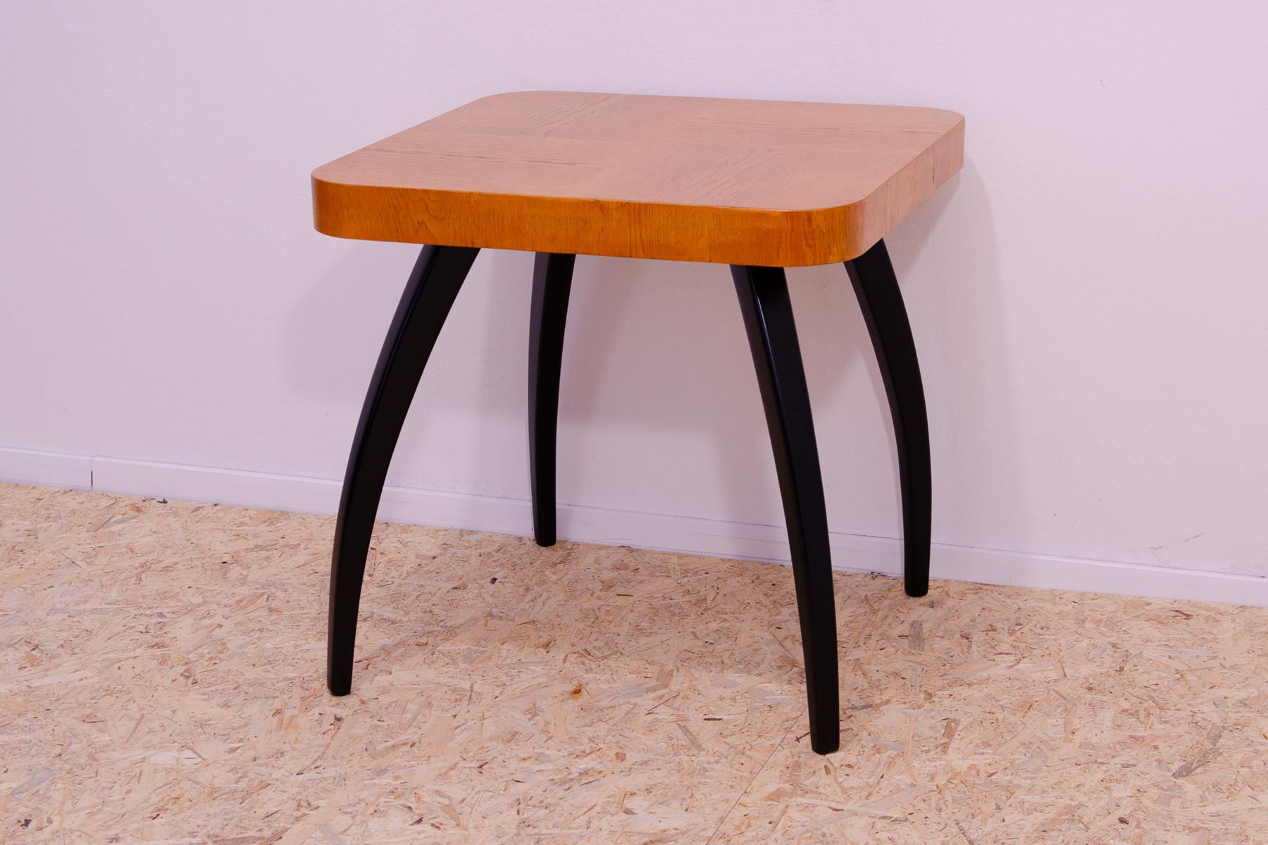 20th Century Fully renovated Spider table H 259 by Jindřich Halabala, 1930´s For Sale