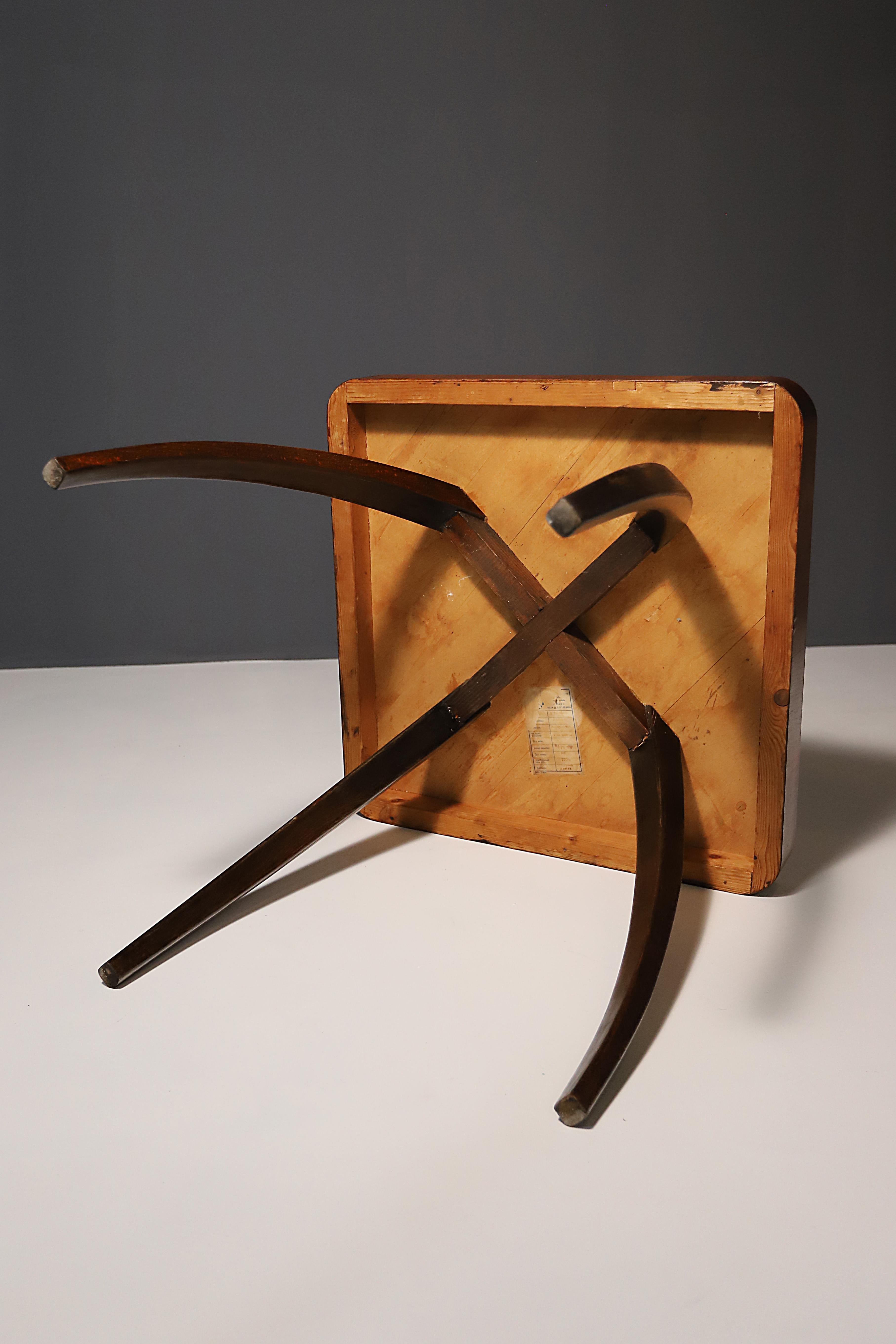 Table Spider H 259 entièrement rénovée par Jindřich Halabala, années 1930 en vente 1