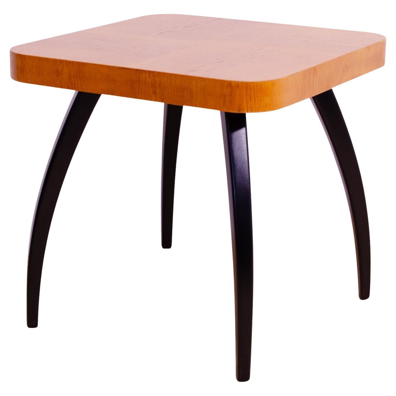 Fully renovated Spider table H 259 by Jindřich Halabala, 1930´s For Sale