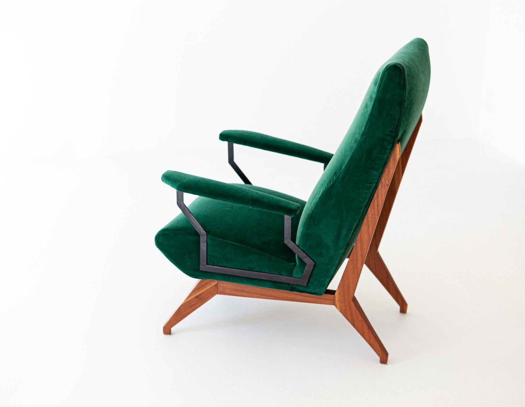 Mid-20th Century Fully Restored 1950s Rare Italian Modern Armchair