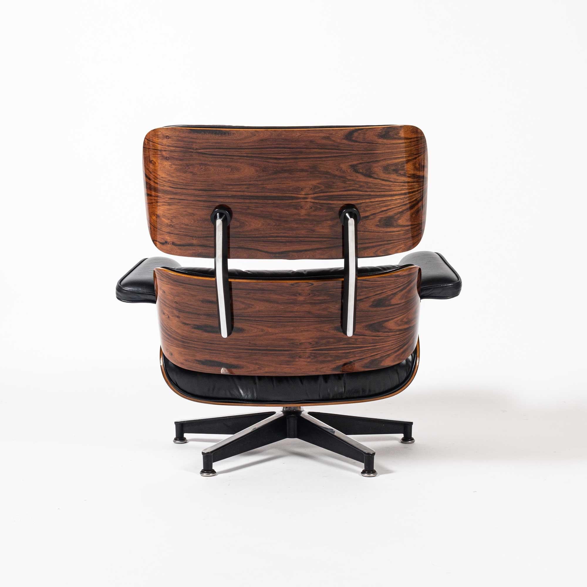 American Fully Restored 3rd Gen Eames Lounge Chair 670 and Ottoman 671 in Black Leather For Sale