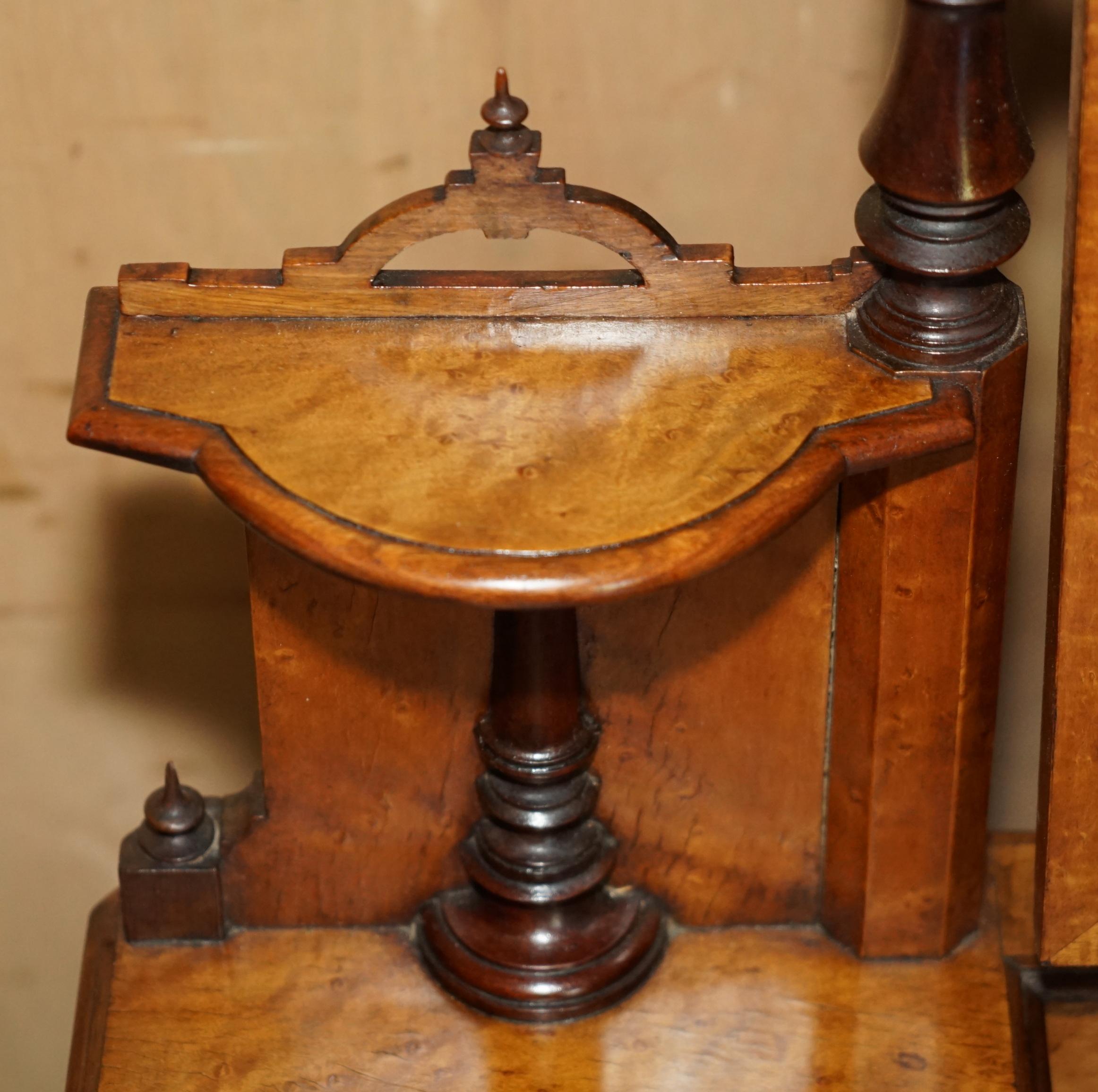 FULLY RESTORED AESTHETIC MOVEMENT AMBOYNA EBONY ANTiQUE VICTORIAN DRESSING TABLE For Sale 4