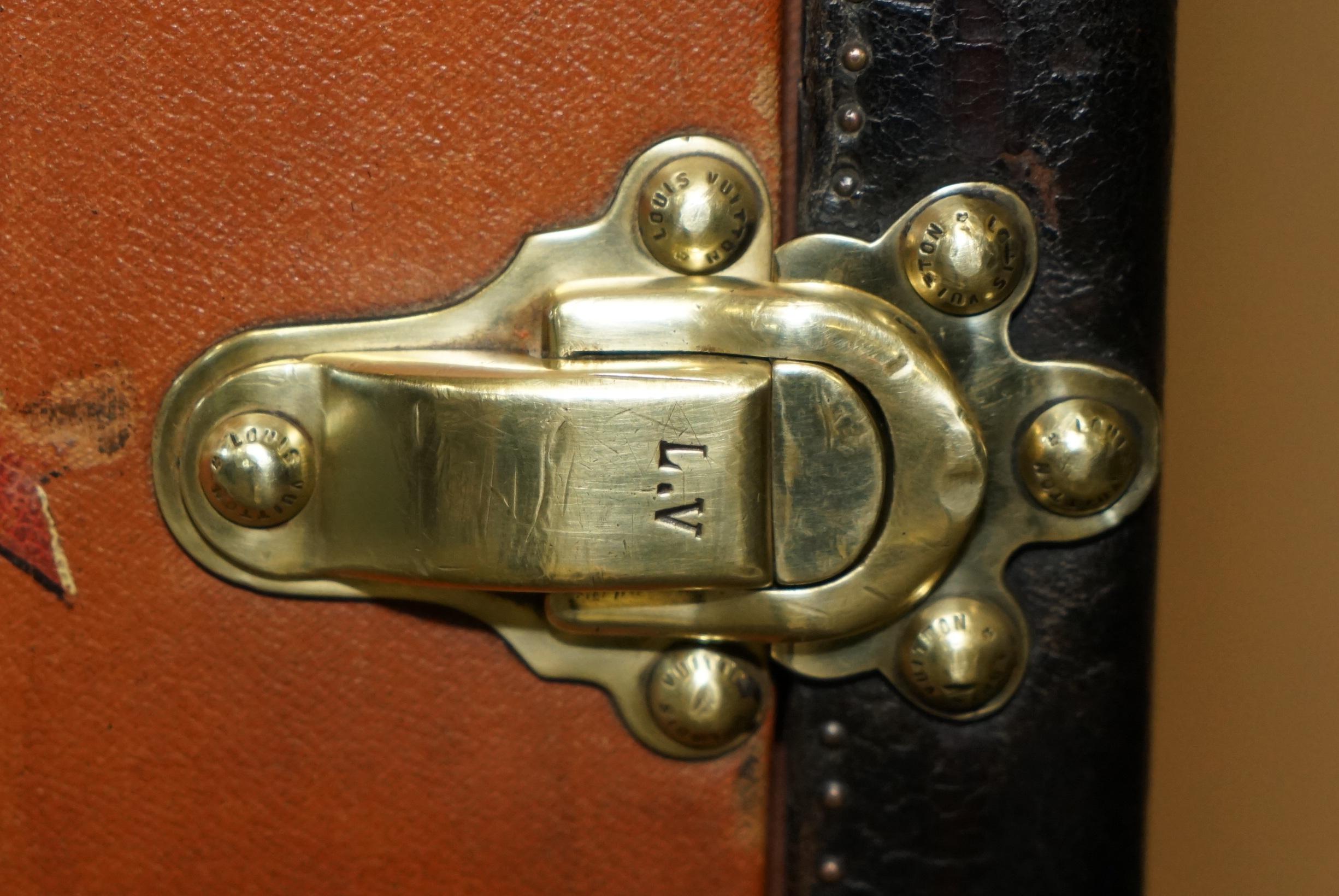 Brass FULLY RESTORED ANTiQUE 1910 LOUIS VUITTON STAMPED & SIGNED MALLE PENDERIE TRUNK For Sale