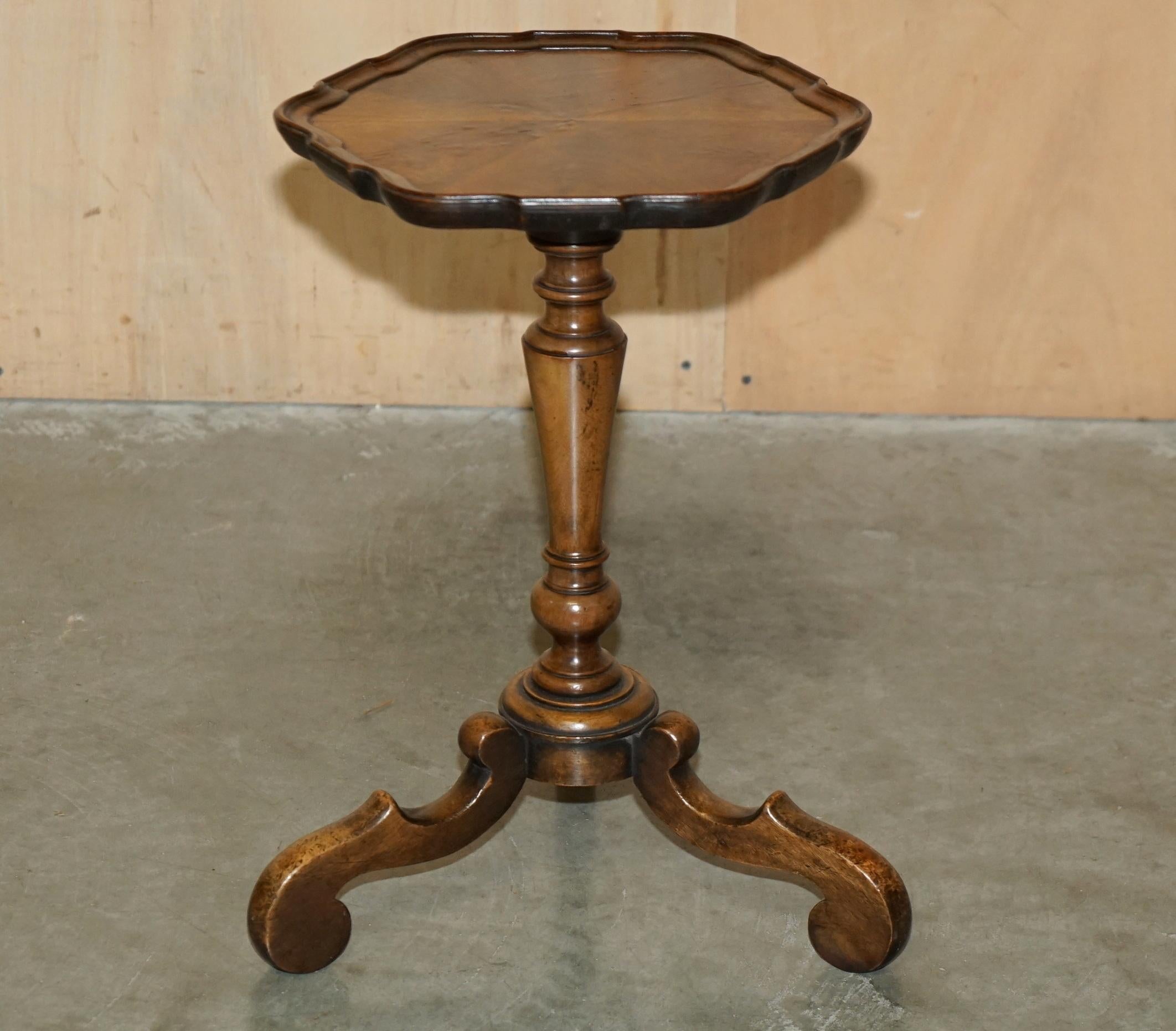 Victorian FULLY RESTORED ANTIQUE CHARLES TOZER OYSTER HARDWOOD TRIPOD SiDE END LAMP TABLE For Sale