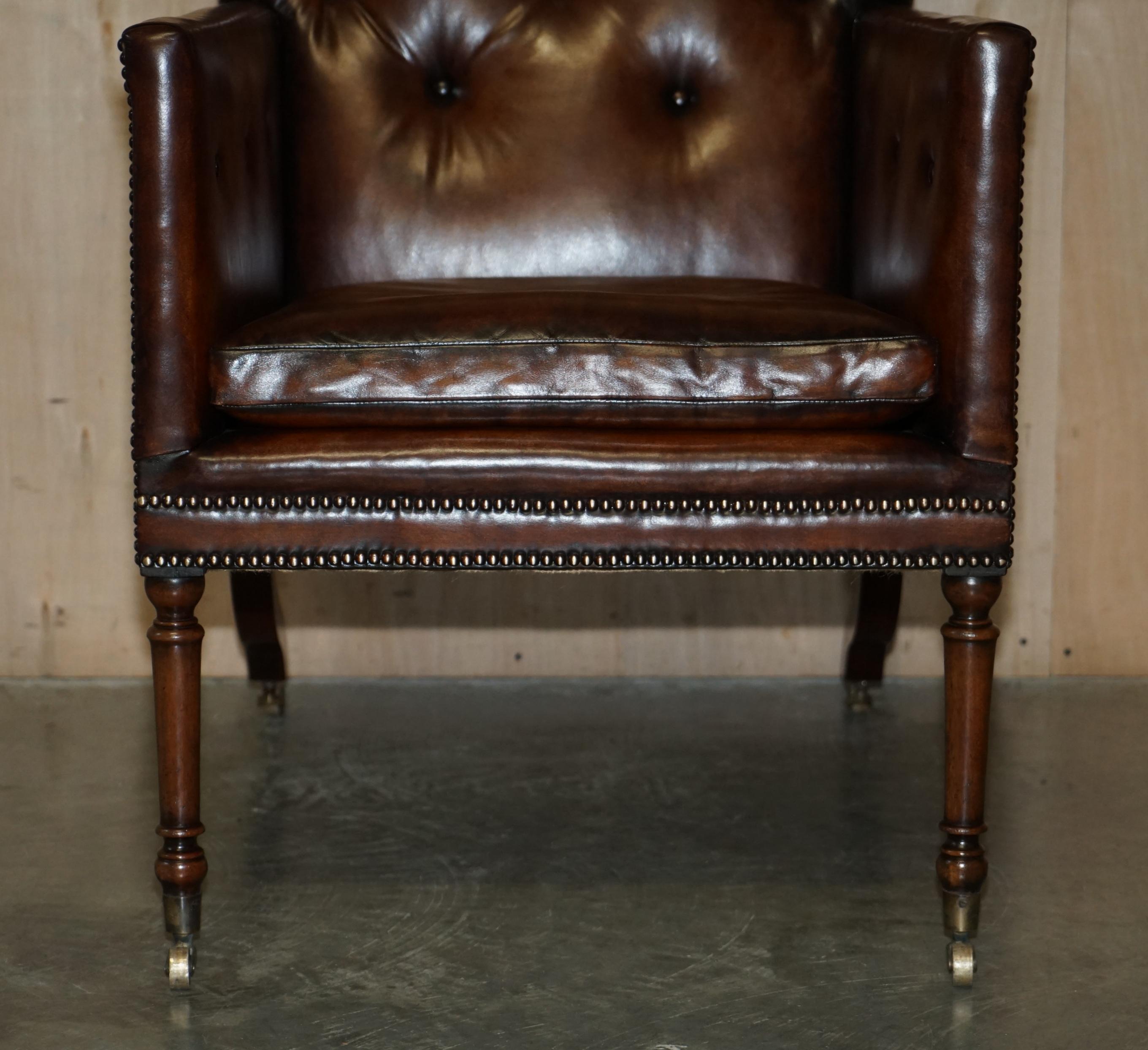 Fully Restored Antique George III circa 1780 Brown Leather Chesterfield Armchair For Sale 5