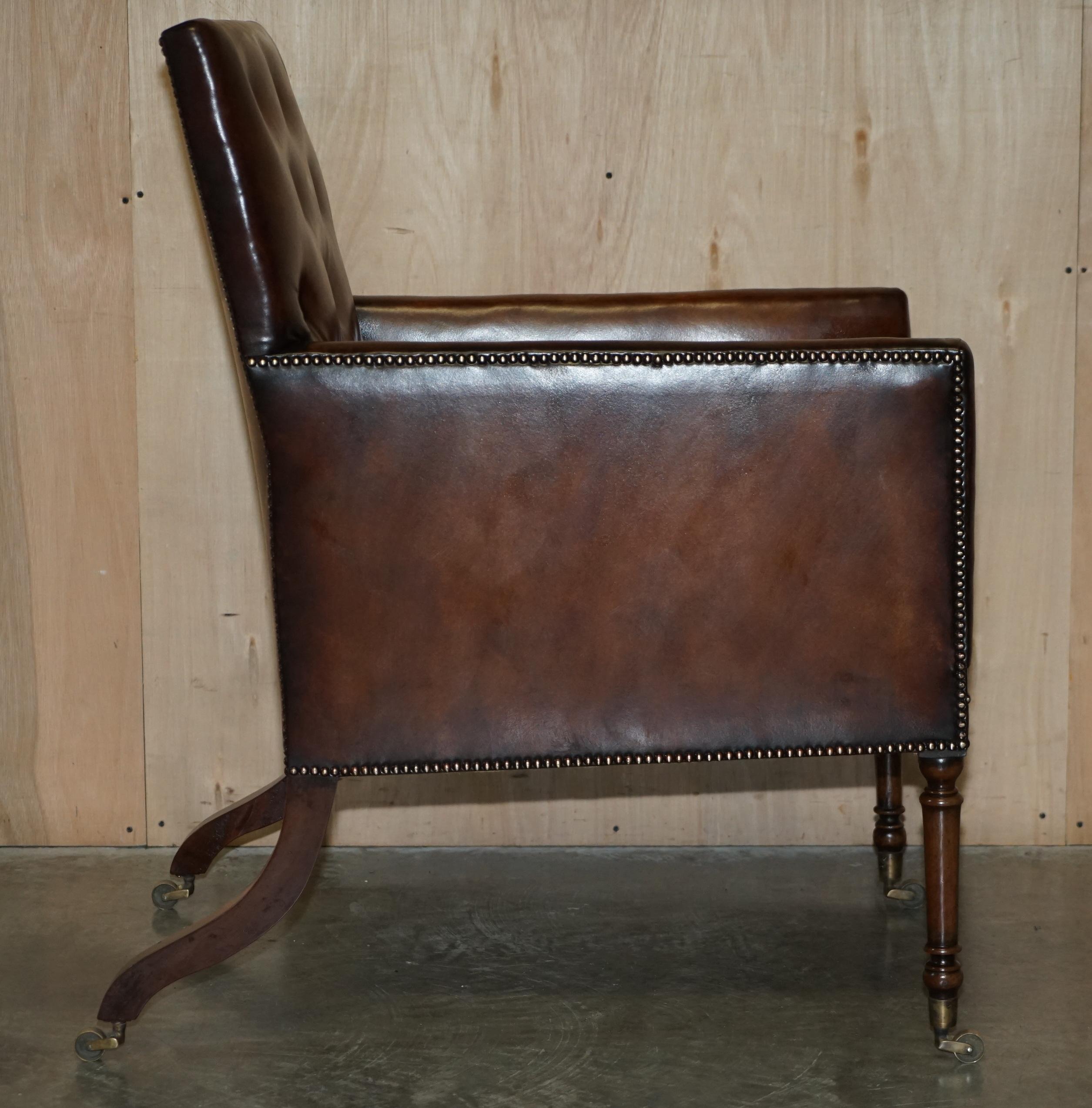 Fully Restored Antique George III circa 1780 Brown Leather Chesterfield Armchair For Sale 14