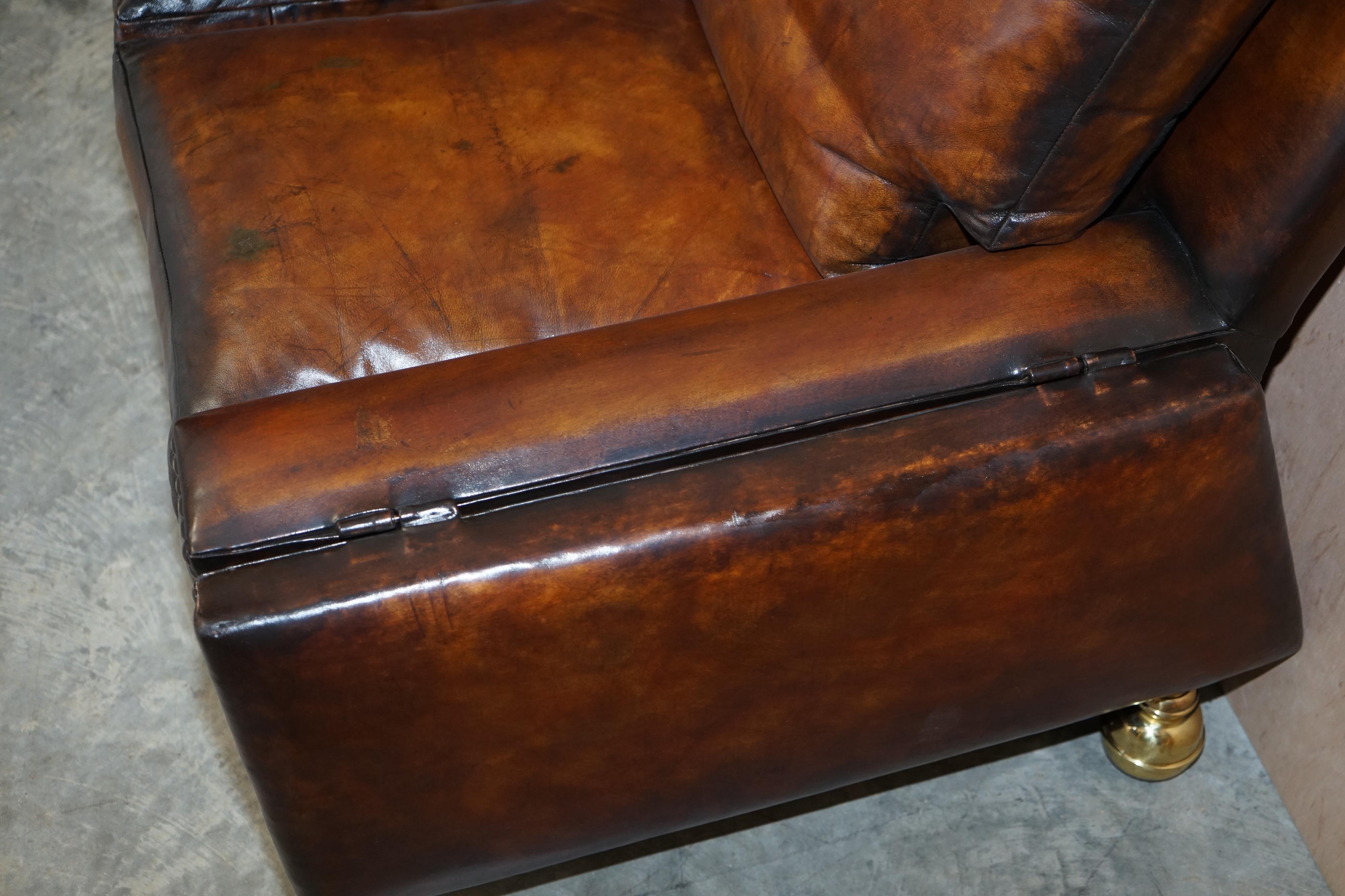 Fully Restored Antique Hand Dyed Brown Leather Four Seater Knoll Drop Arm Sofa For Sale 10
