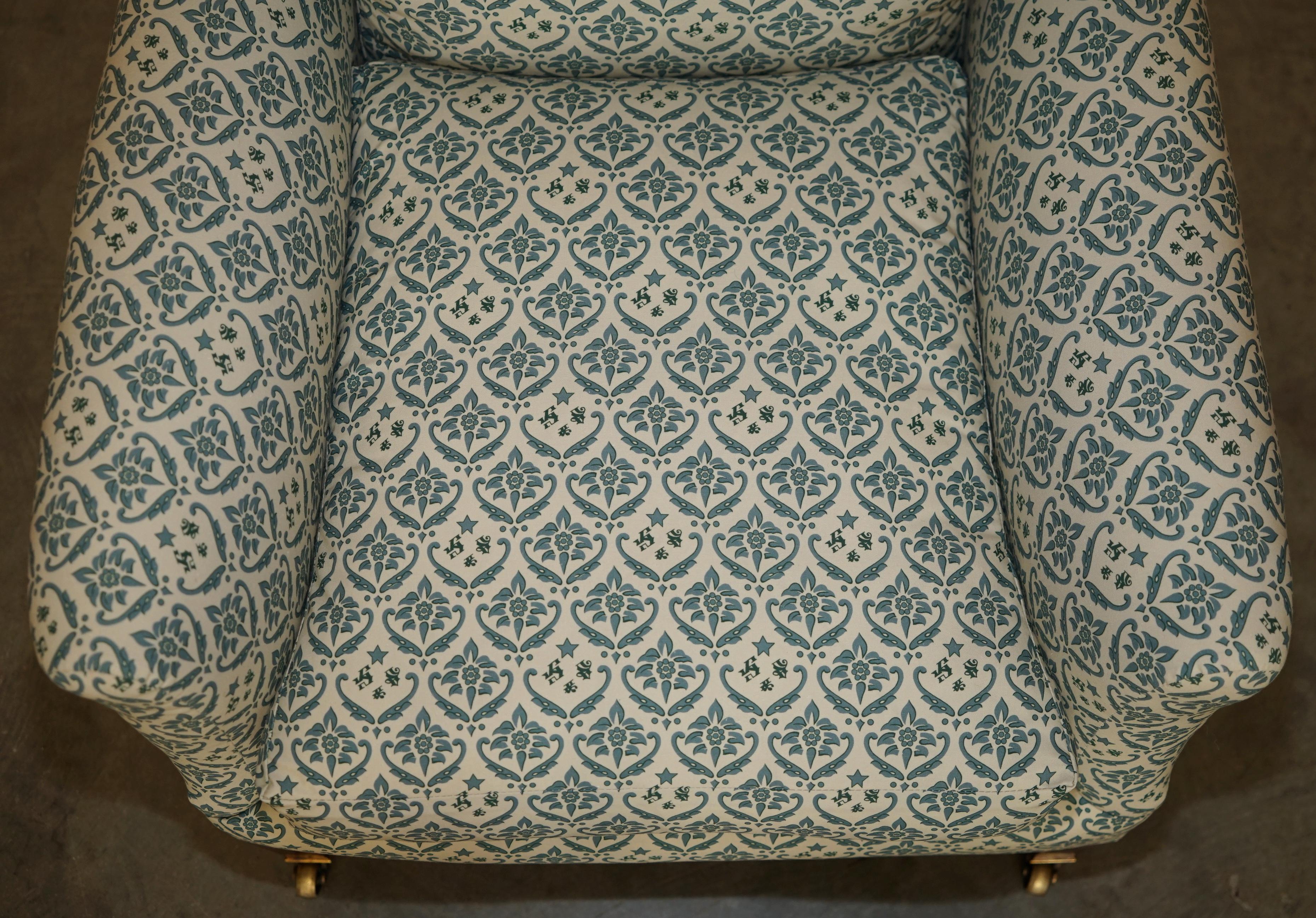 POLTRONA FACILE ORIGINALE DI Howard and Sons COMPLETAMENTE RESTAURATA IN TESSUTO DI CICCERATO in vendita 2