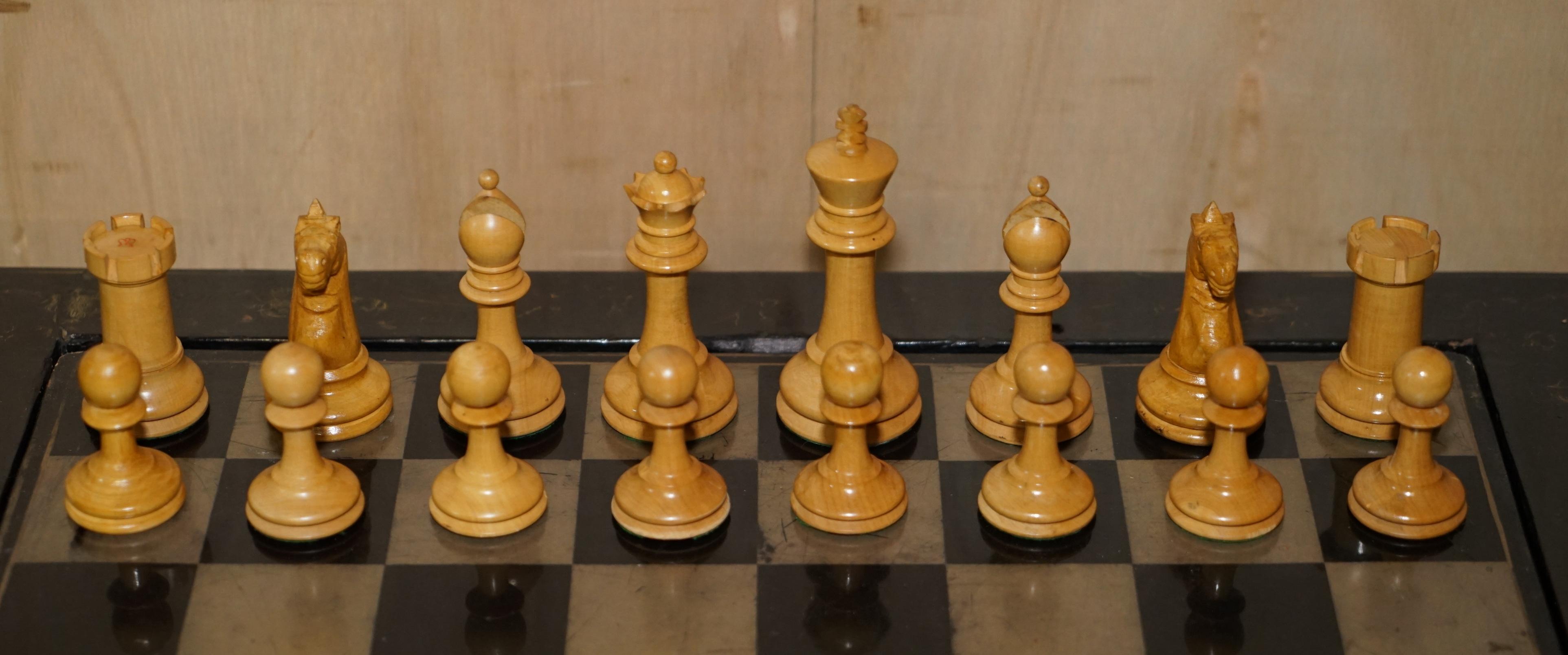 Hand-Carved FULLY RESTORED ANTIQUE VICTORIAN JAQUES STAUNTON WEiGHTED CHESS PIECES SET