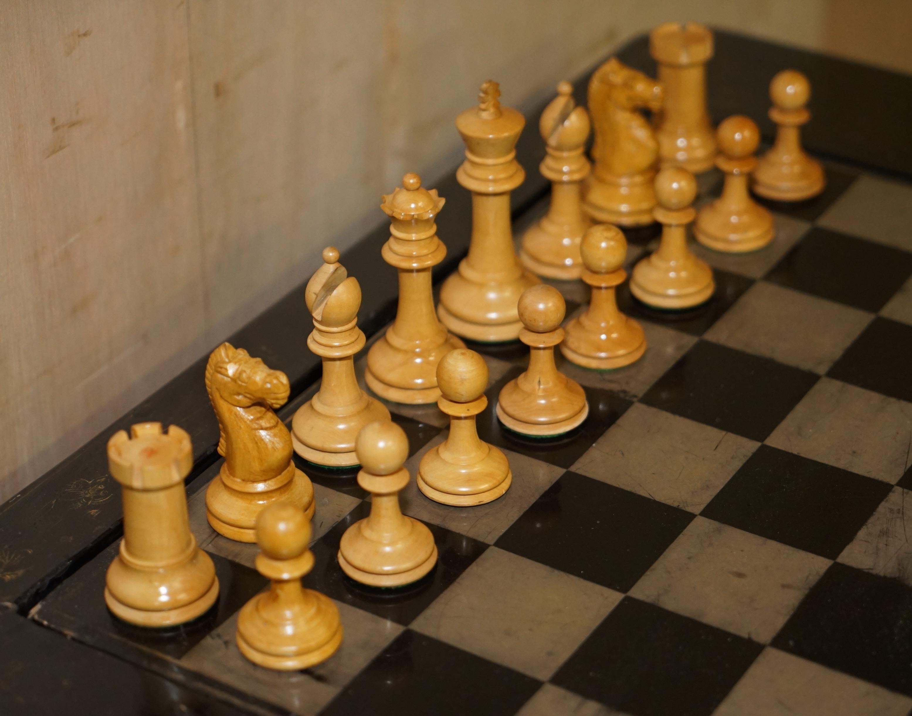 19th Century FULLY RESTORED ANTIQUE VICTORIAN JAQUES STAUNTON WEiGHTED CHESS PIECES SET