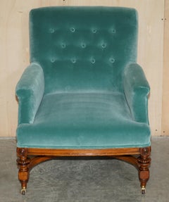 BRACCIALETTO VITTORIANO ANTICO COMPLETAMENTE RESTAURATO con imbottitura in velluto color mucca.