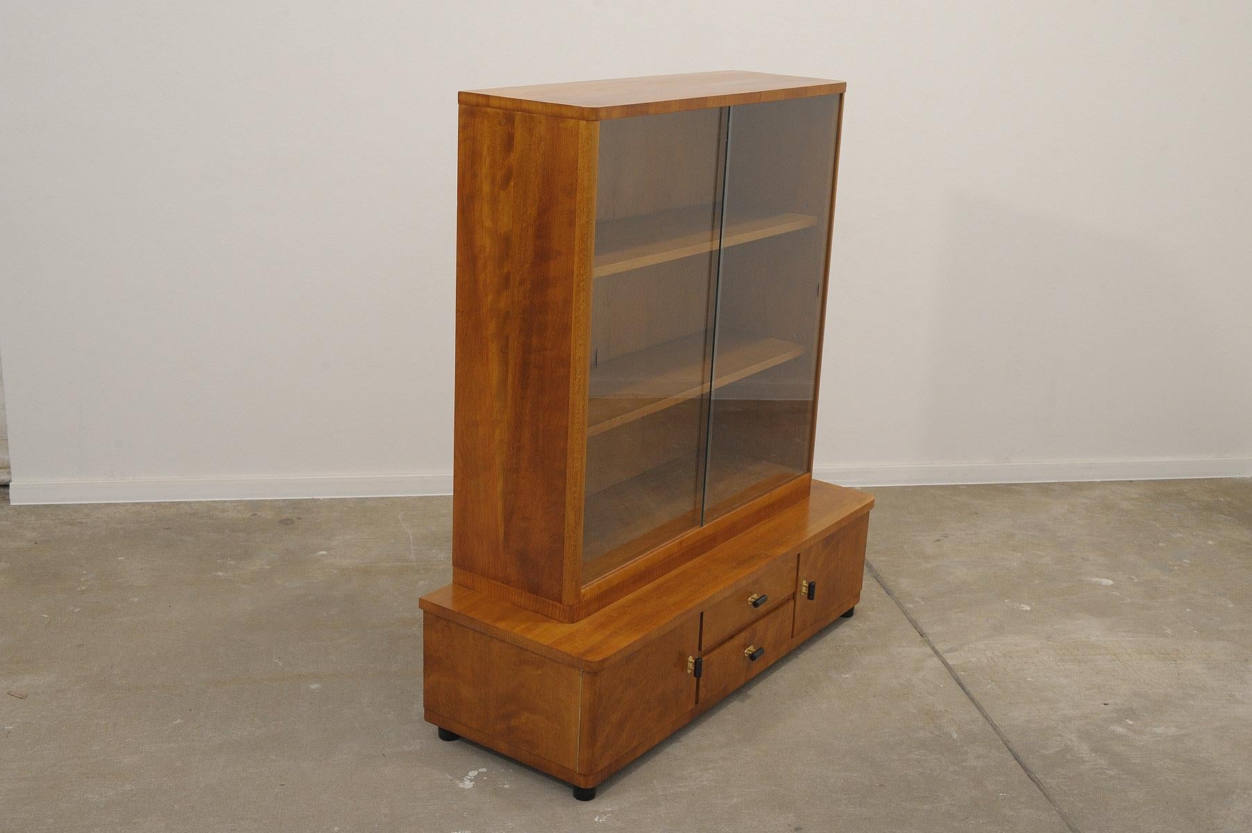  Fully restored ART DECO bookcase, 1930´s, Czechoslovakia For Sale 10