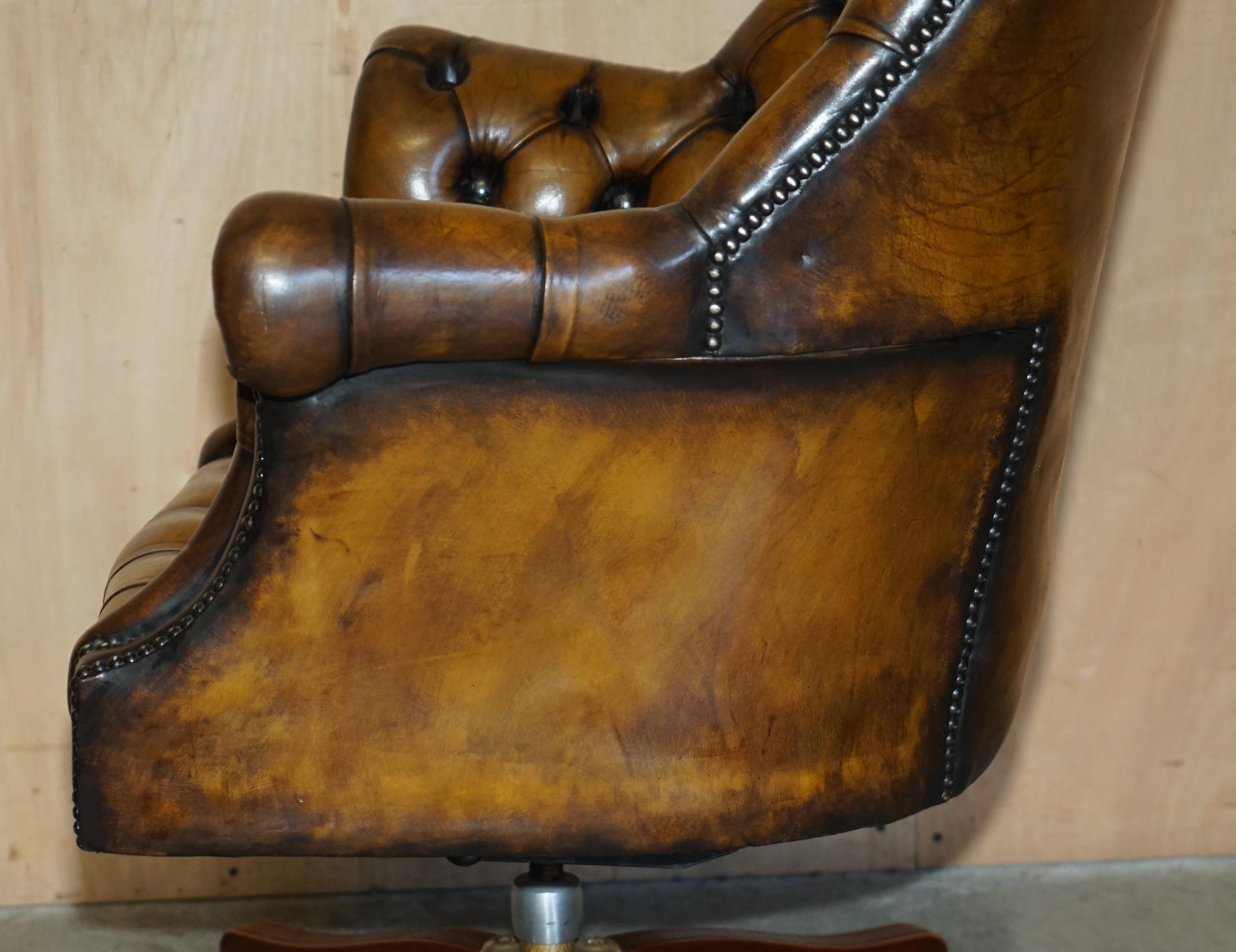 SILLón de cuero marrón de estilo Art Decó totalmente restaurado. en venta 13