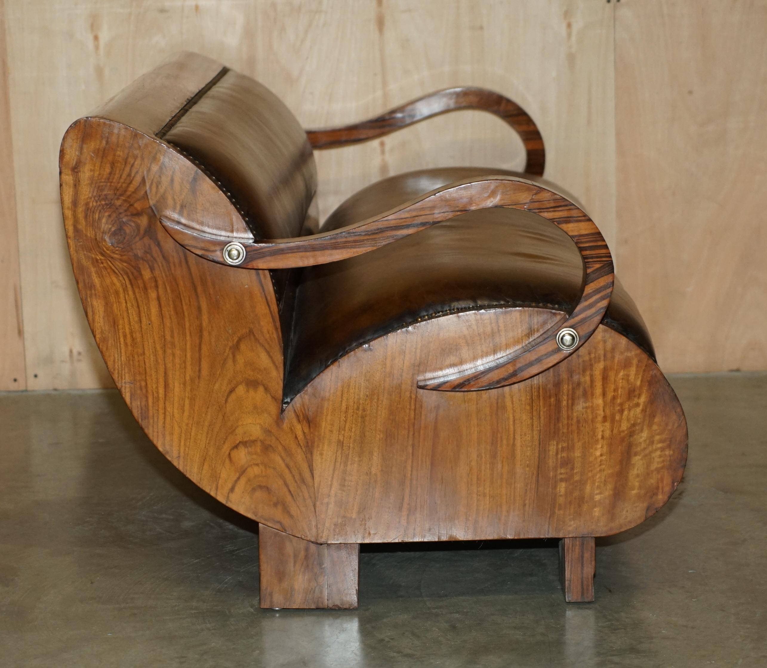 FULLY RESTORED ART DECO CIRCA 1920's ZEBRANO BROWN LEATHER SOFA ARMCHAIR SUITE For Sale 12