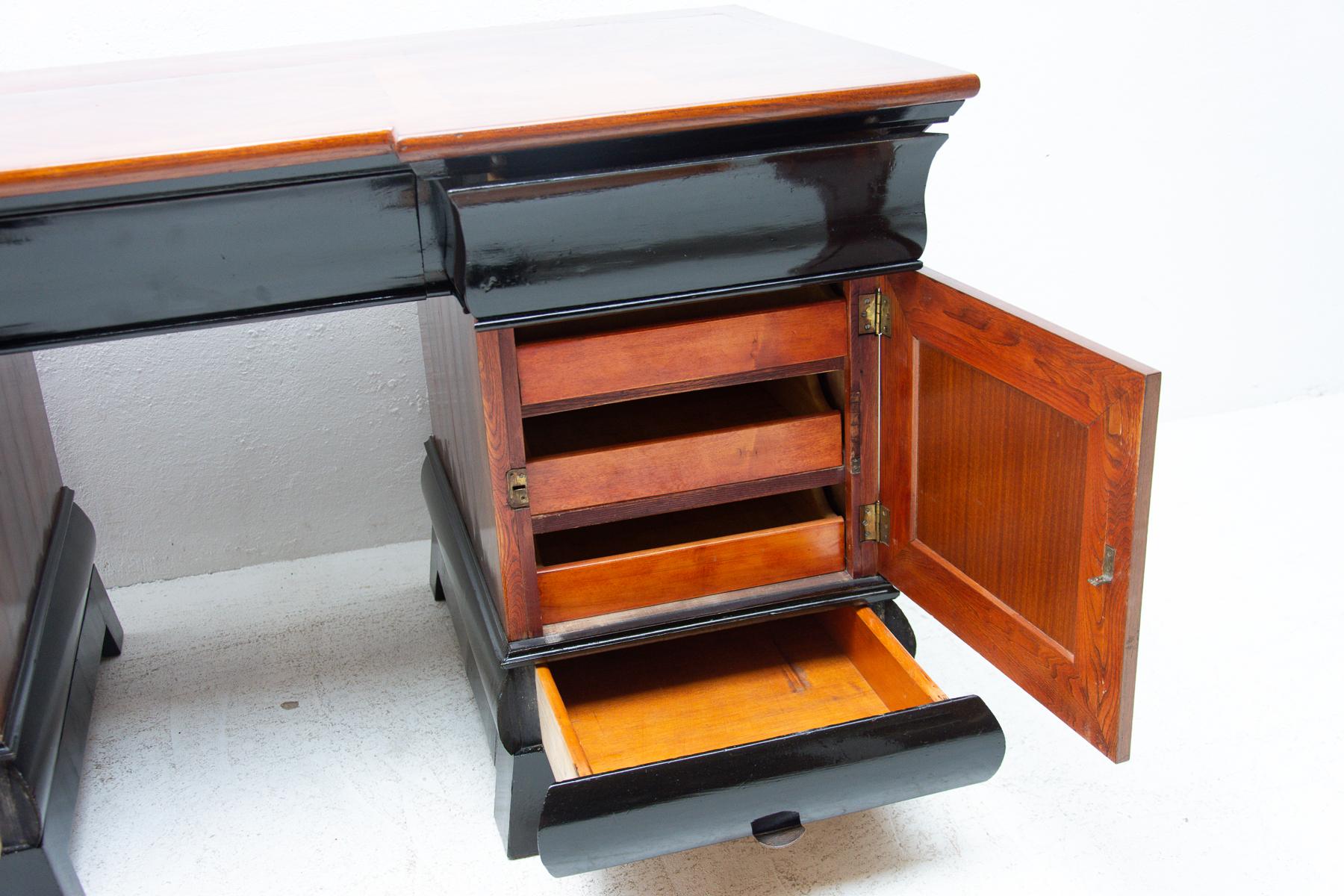 Fully Restored Art Deco Writing Desk, 1930´s, Bohemia 10