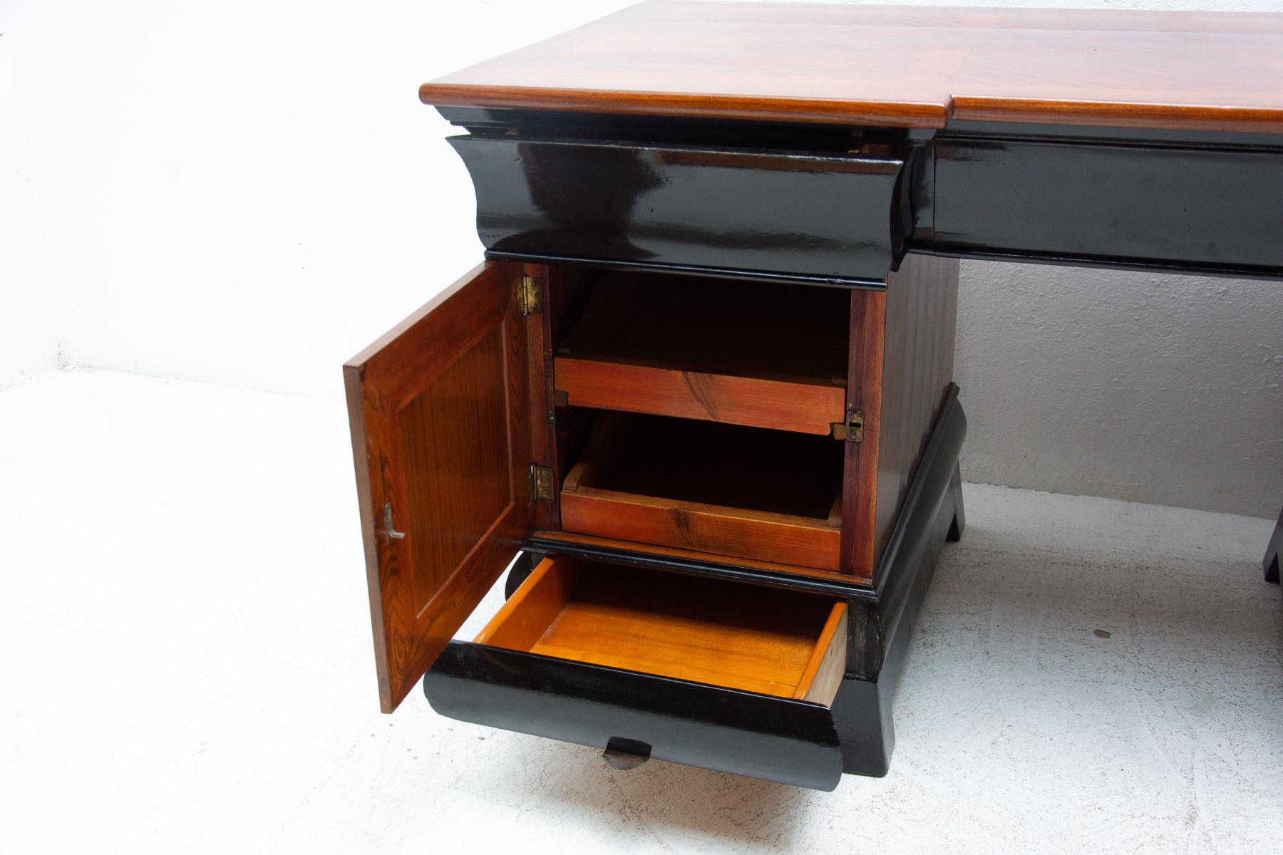 Fully Restored Art Deco Writing Desk, 1930´s, Bohemia 11