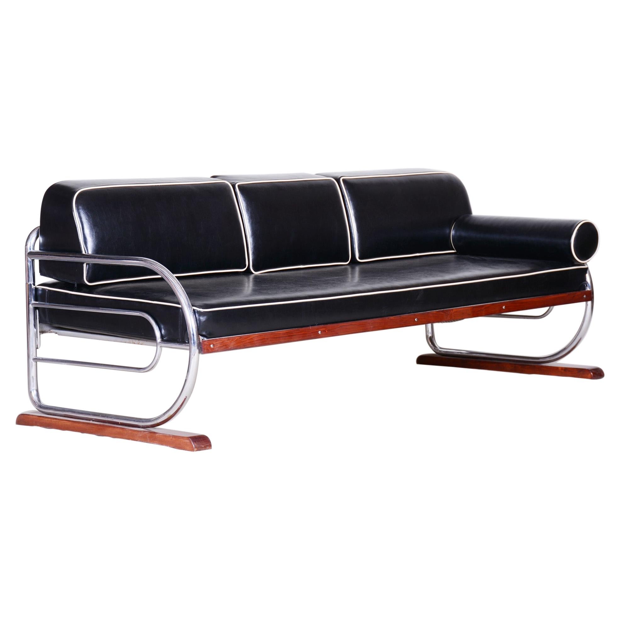 Fully Restored Bauhaus Black Leather Tubular Chrome Sofa by Robert Slezák, 1930s