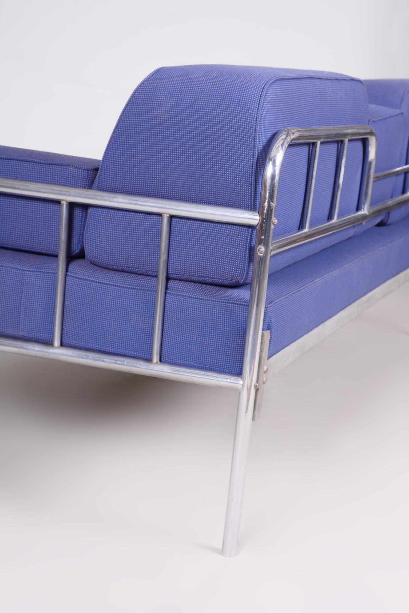 Vollständig restauriertes blaues Bauhaus-Chrom-Sofa, Tschechien, 1930er Jahre (Leder) im Angebot
