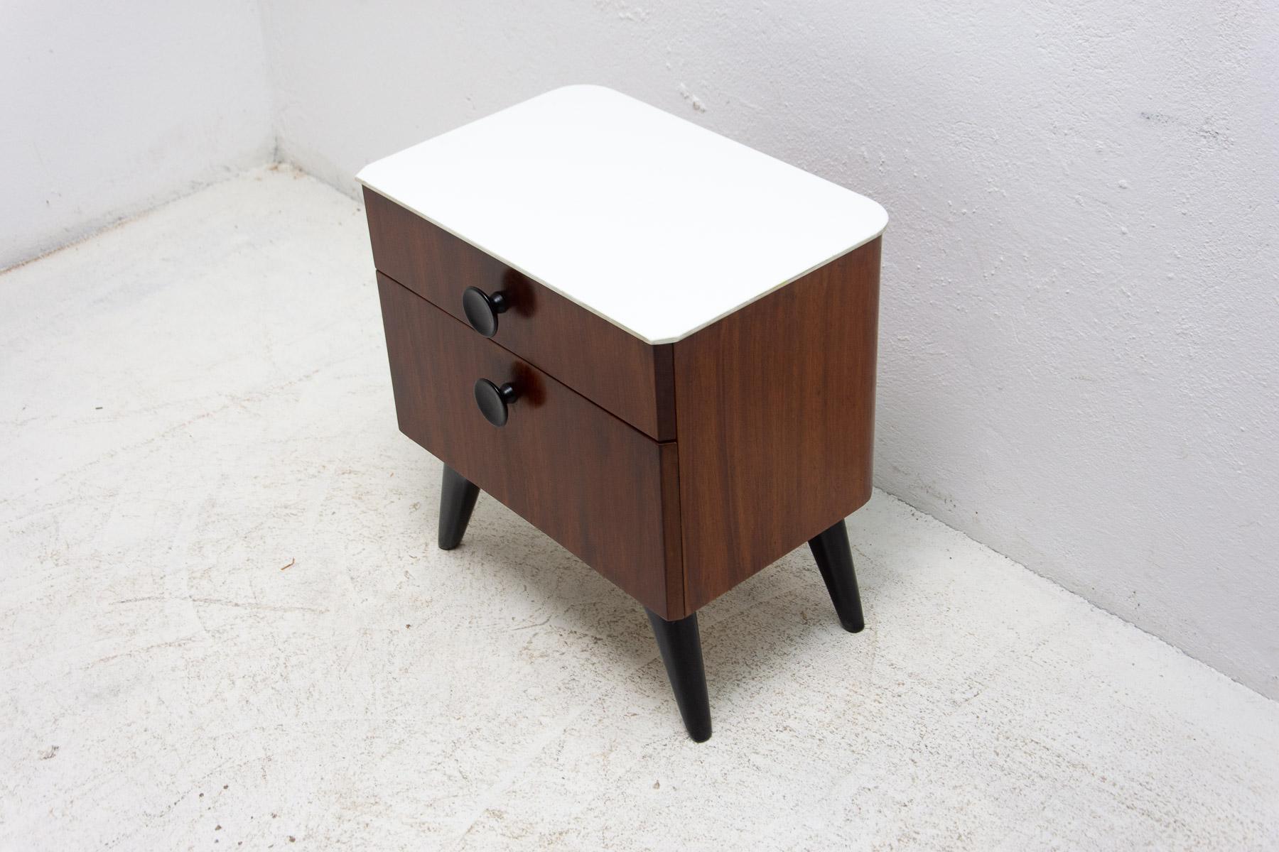 Mid-Century Modern Fully Restored Bedside Table by Jindřich Halabala for ÚP Závody, 1950's, Czech For Sale