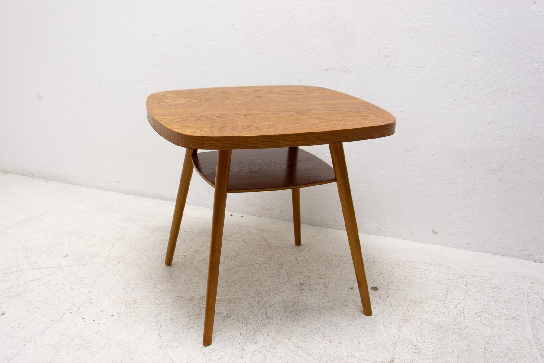 20th Century Fully Restored Beech Wood Coffee Table, Czechoslovakia, 1960´S For Sale