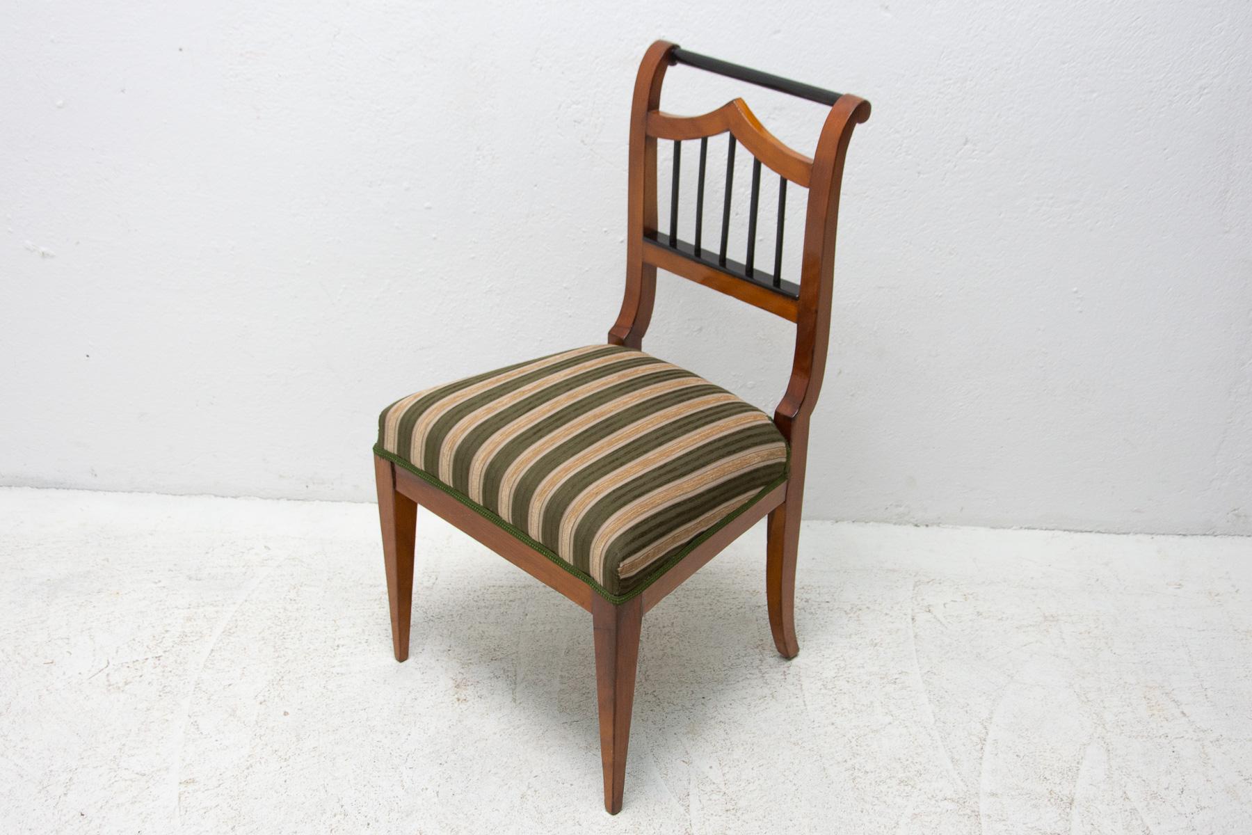 Fully Restored Biedermeier Dining Chairs, Austria-Hungary, 1830´s, Set of 4 9