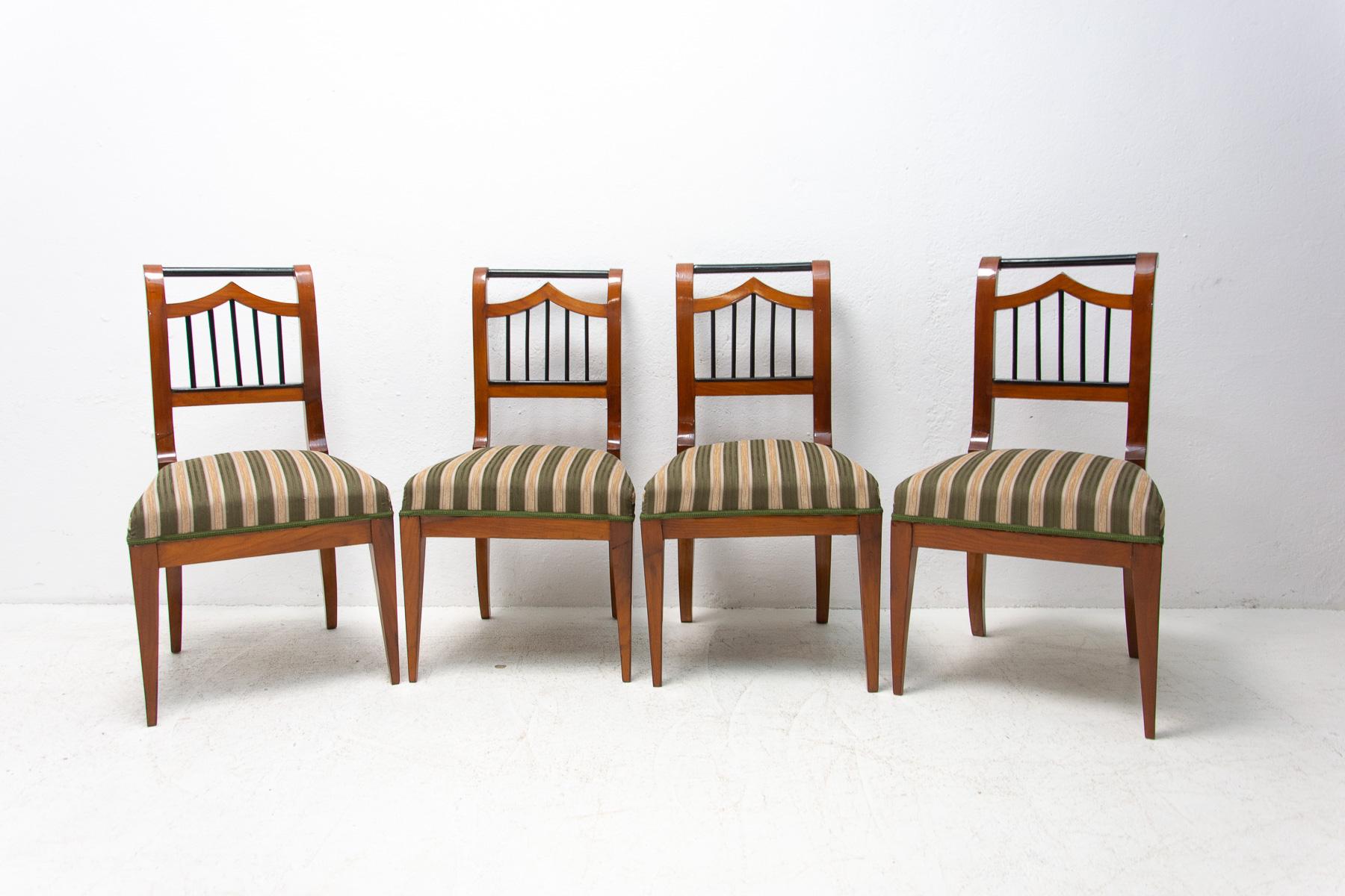 These beautiful Biedermeier dining chairs were made in Austria-Hungary around 1830.
They are made of cherry wood. The chairs are fully renovated, the surface is polished to a high gloss using shellac, new upholstery and period style