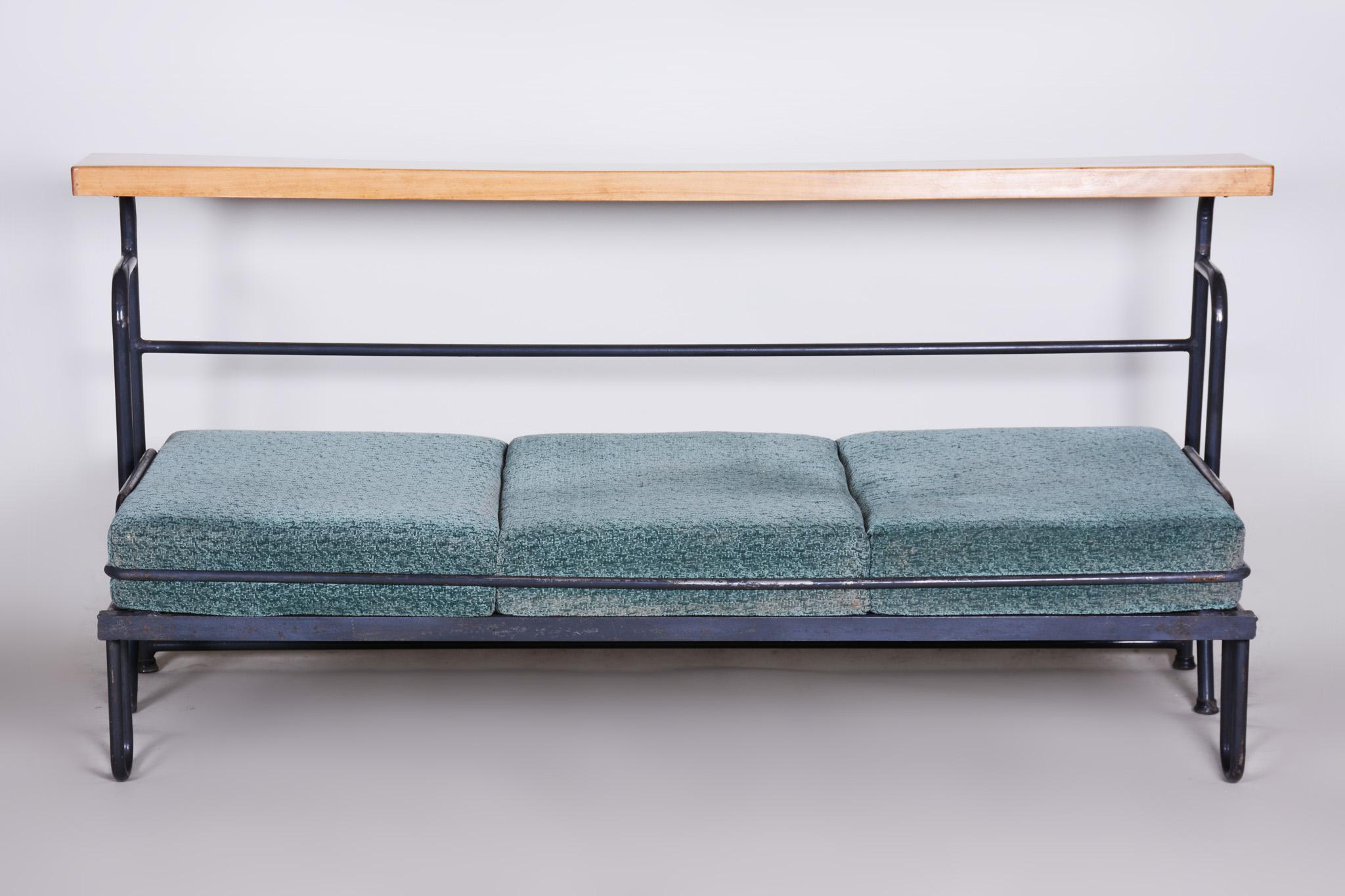 Fully Restored Blue Folding Sofa, Made 1930s in Czechia, Mid Century Modern In Good Condition For Sale In Horomerice, CZ