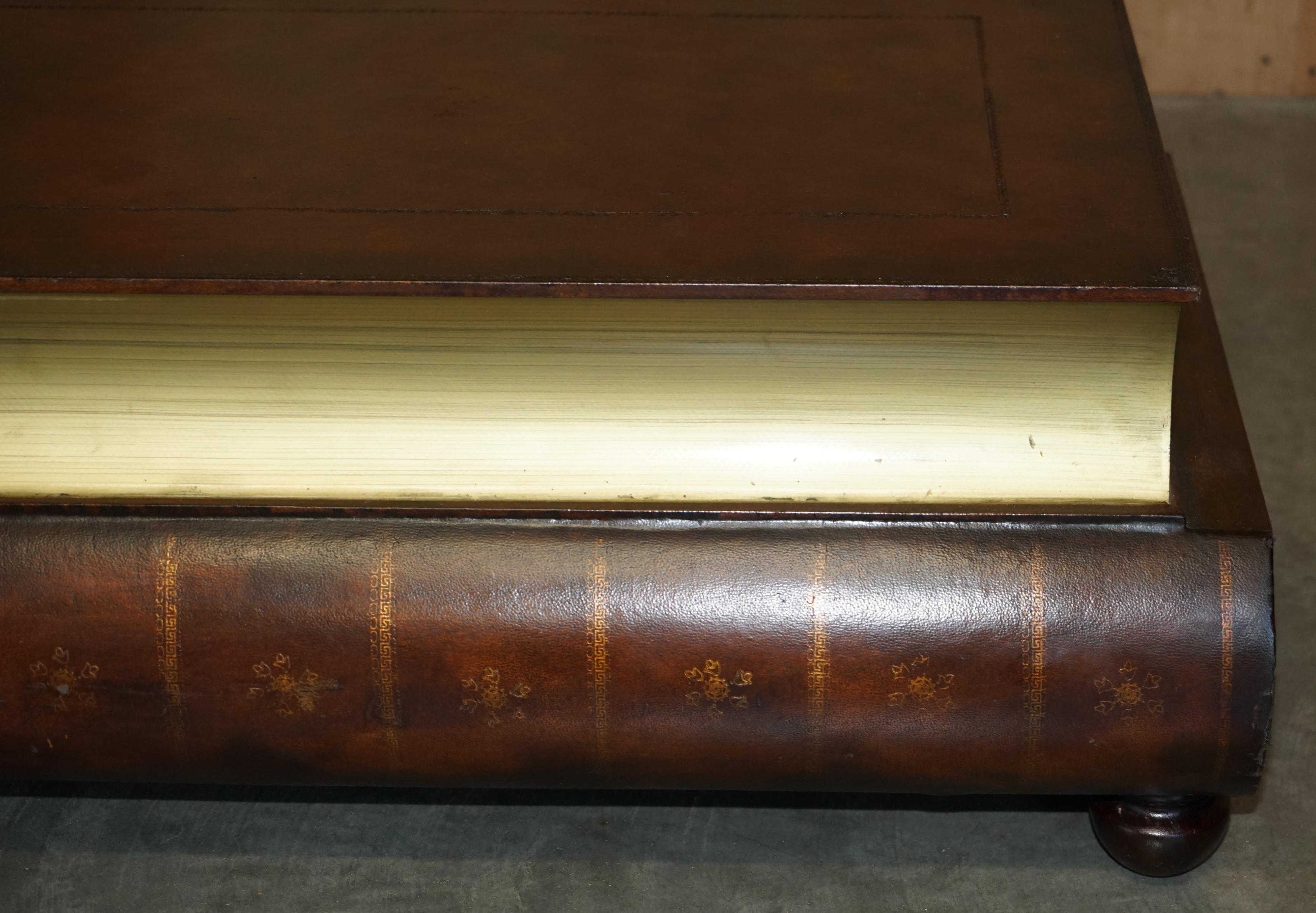 FULLY RESTORED BROWN LEATHER SCHOLARS STACK OF BOOKCASE COFFEE TABLE DRAWERs For Sale 4