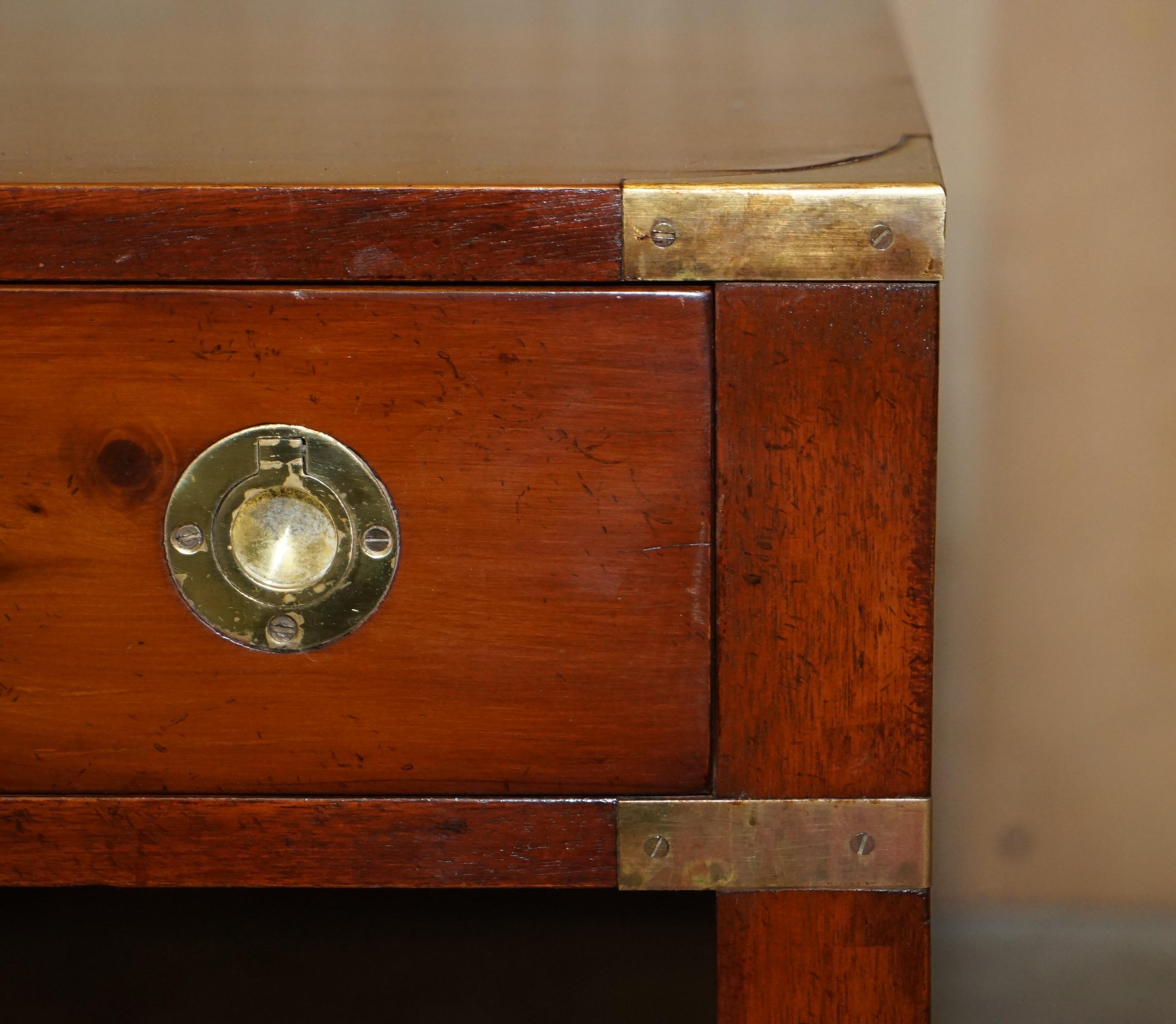 Fully Restored Burr Yew & Elm Brass Military Campaign 3 Drawer Coffee Table For Sale 4