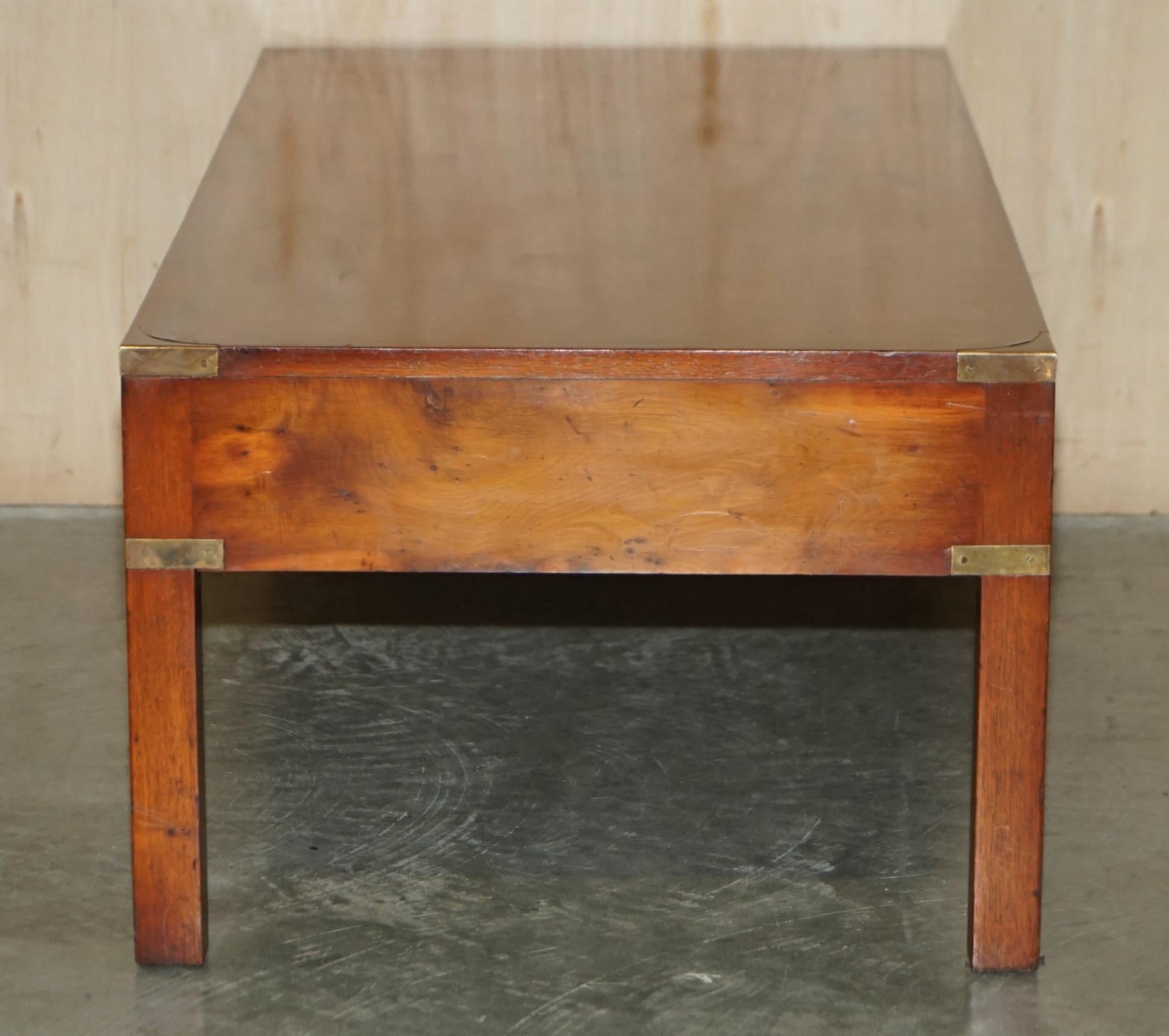 Fully Restored Burr Yew & Elm Brass Military Campaign 3 Drawer Coffee Table For Sale 13