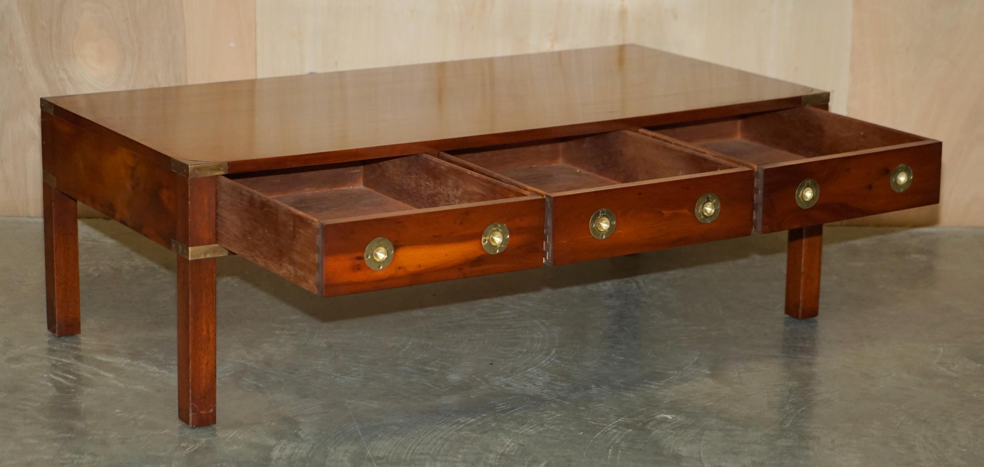 Fully Restored Burr Yew & Elm Brass Military Campaign 3 Drawer Coffee Table For Sale 14