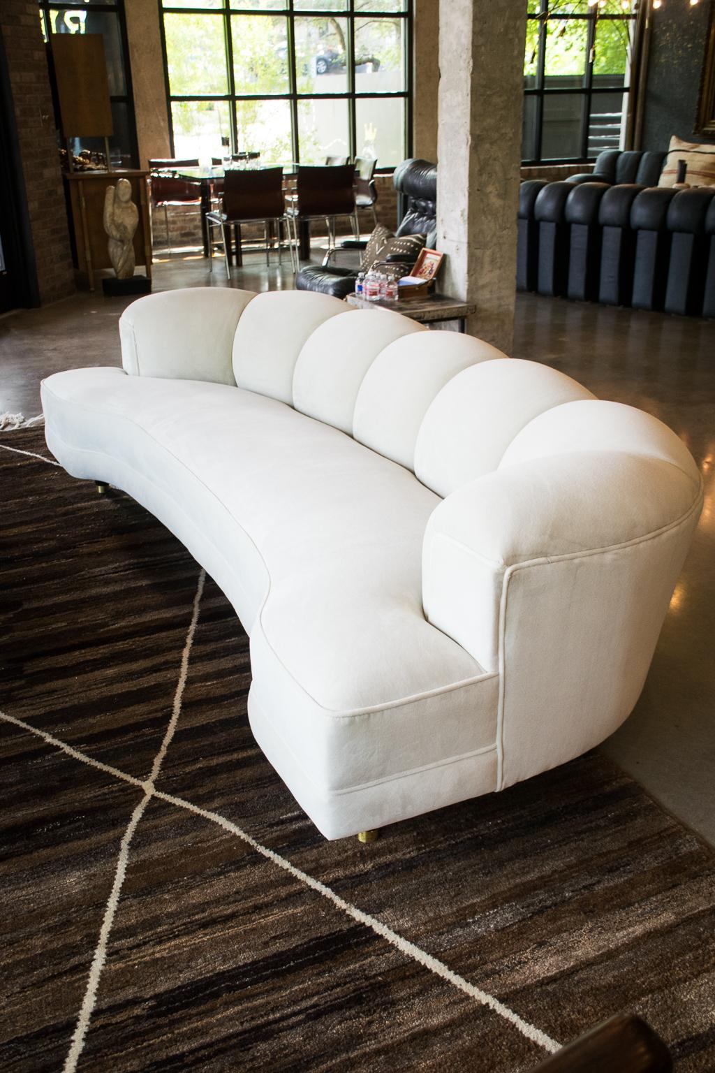 Mid-Century Modern Fully Restored Channelled Sofa by Edward Wormley in Pale Gray or White, 1950s