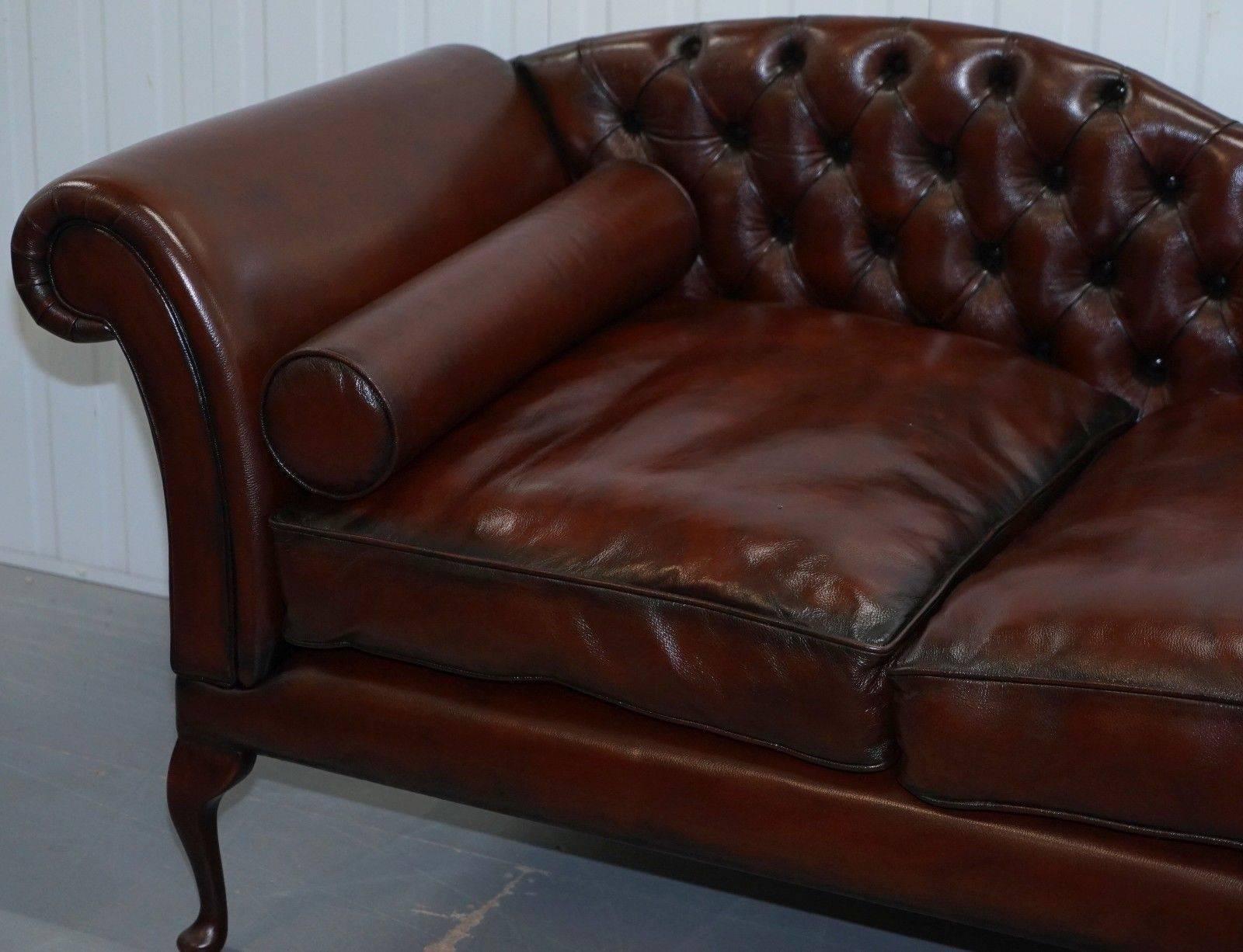 Victorian Fully Restored Chesterfield Buttoned Cigar Brown Leather Chaise Longue Sofa