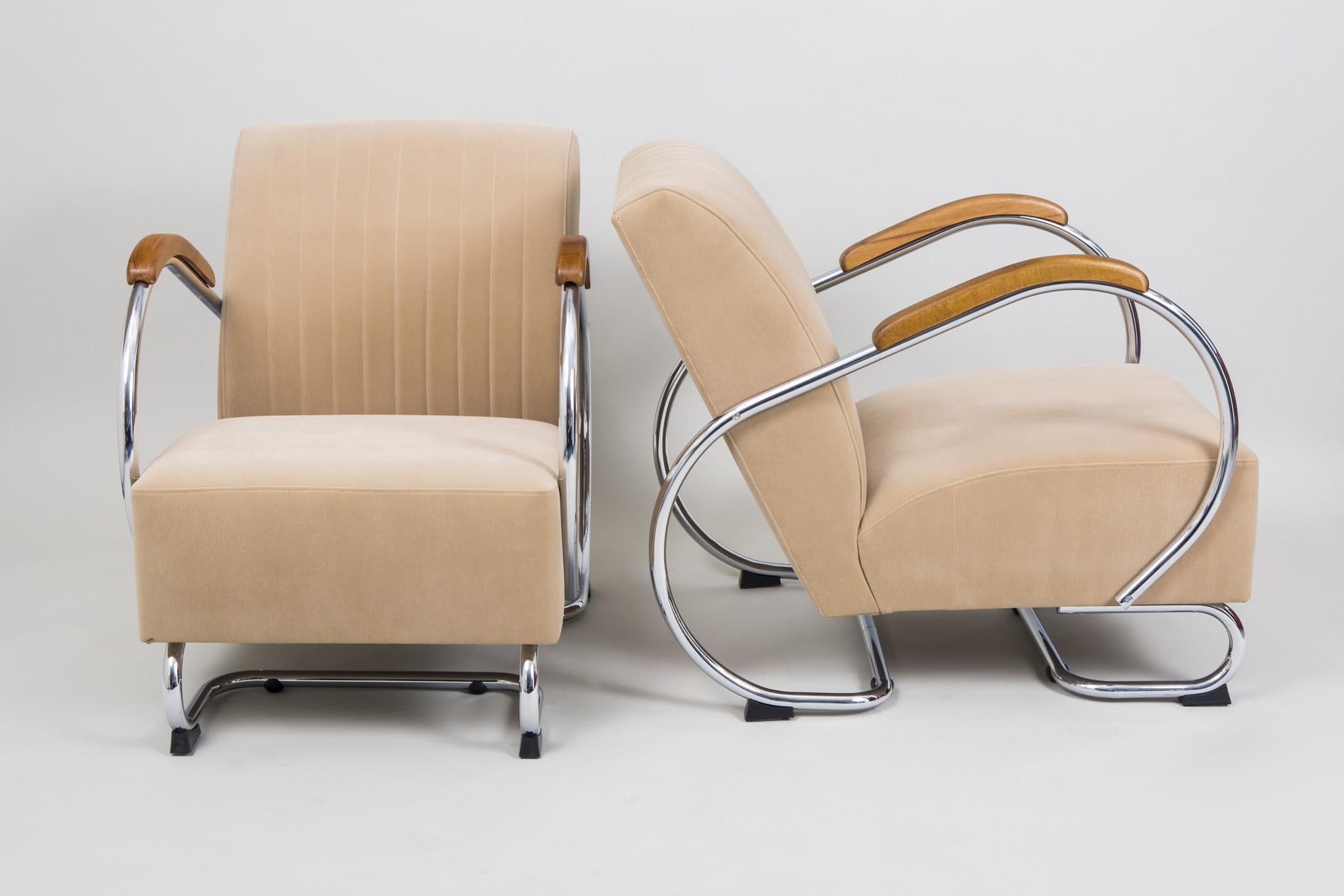 Steel Fully Restored Chrome 1960s Seating Set Made by Kovona, in Czech Republic For Sale